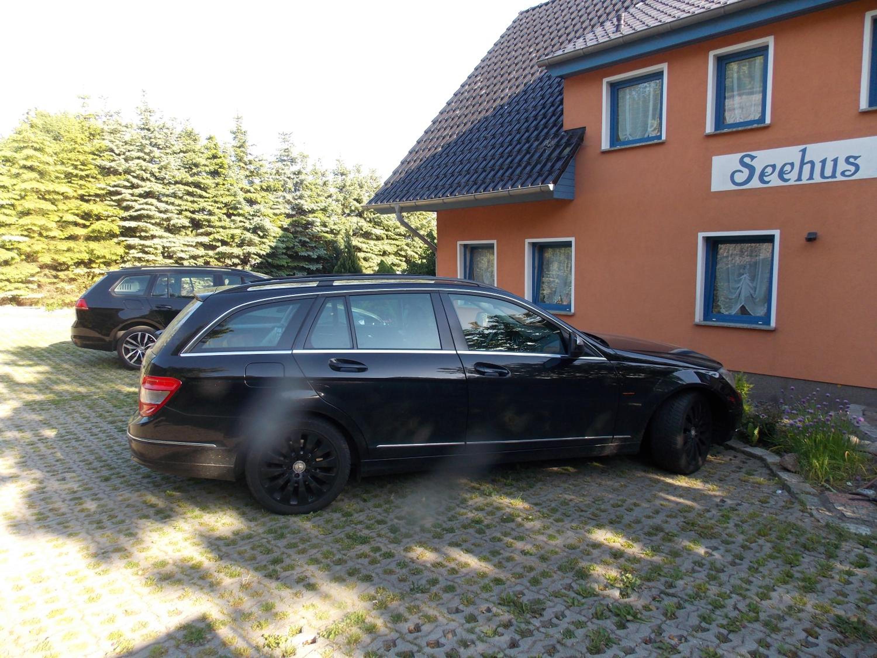 SEEHUS