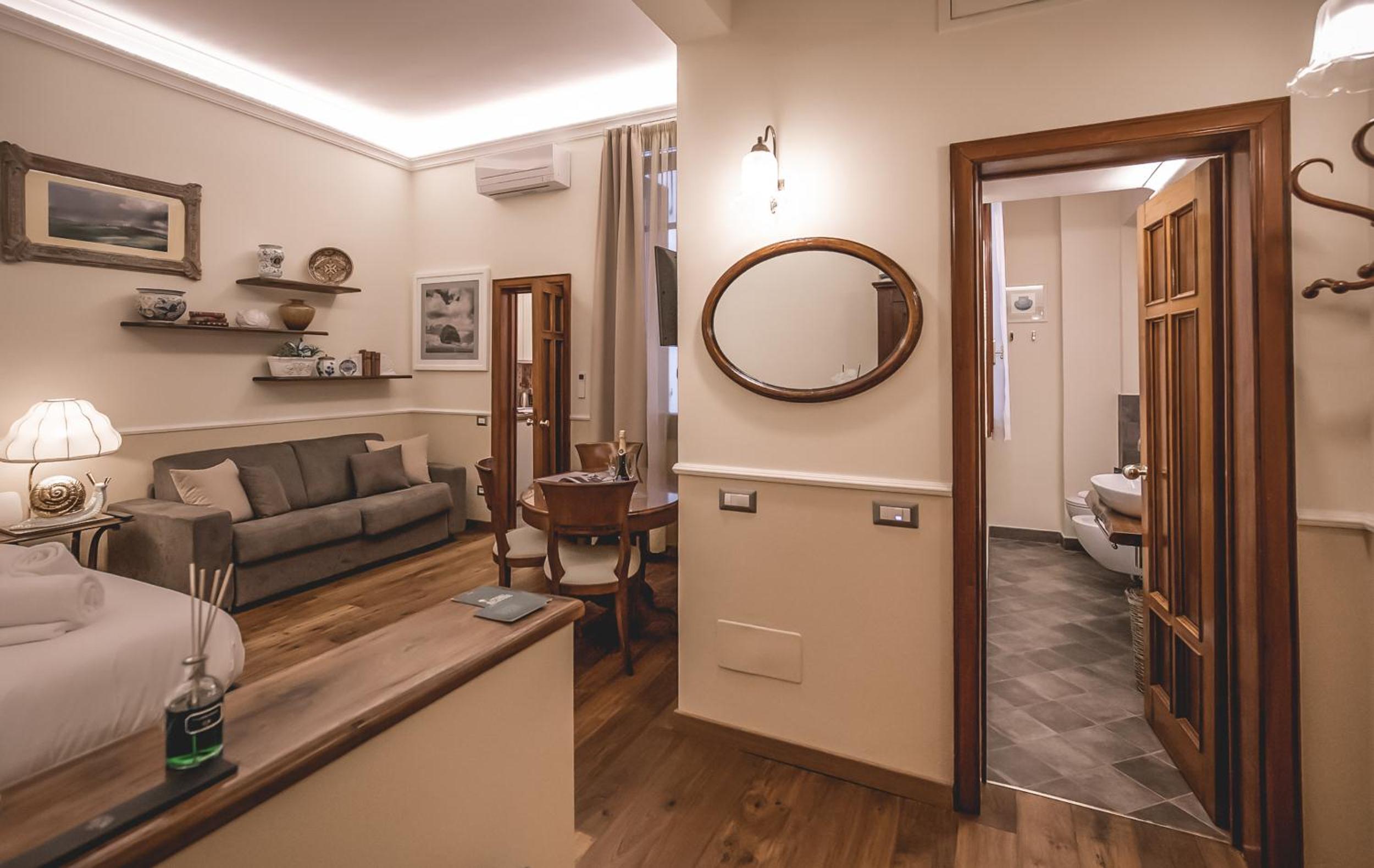 Acacia Firenze -Timo