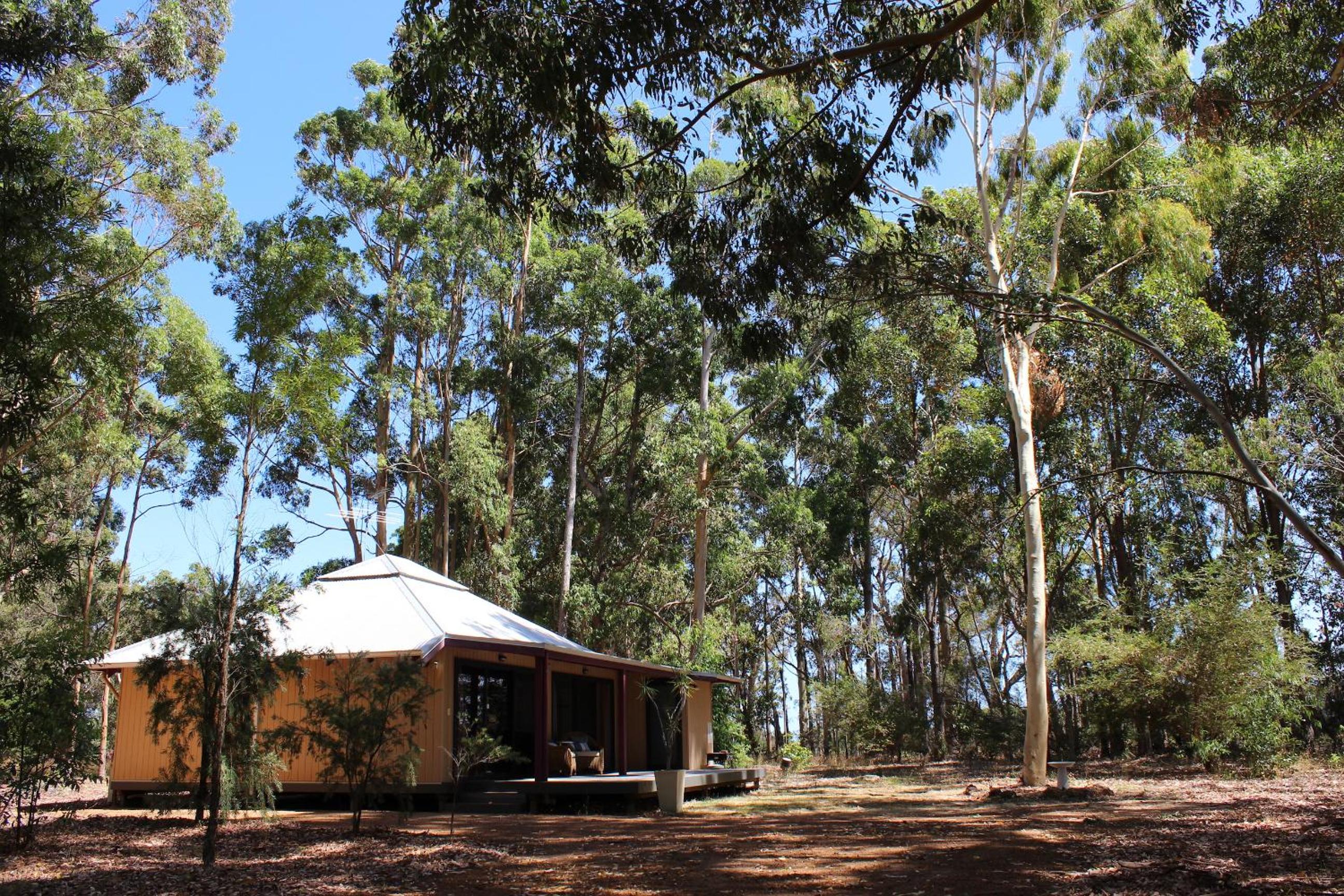 Ellensbrook Cottages