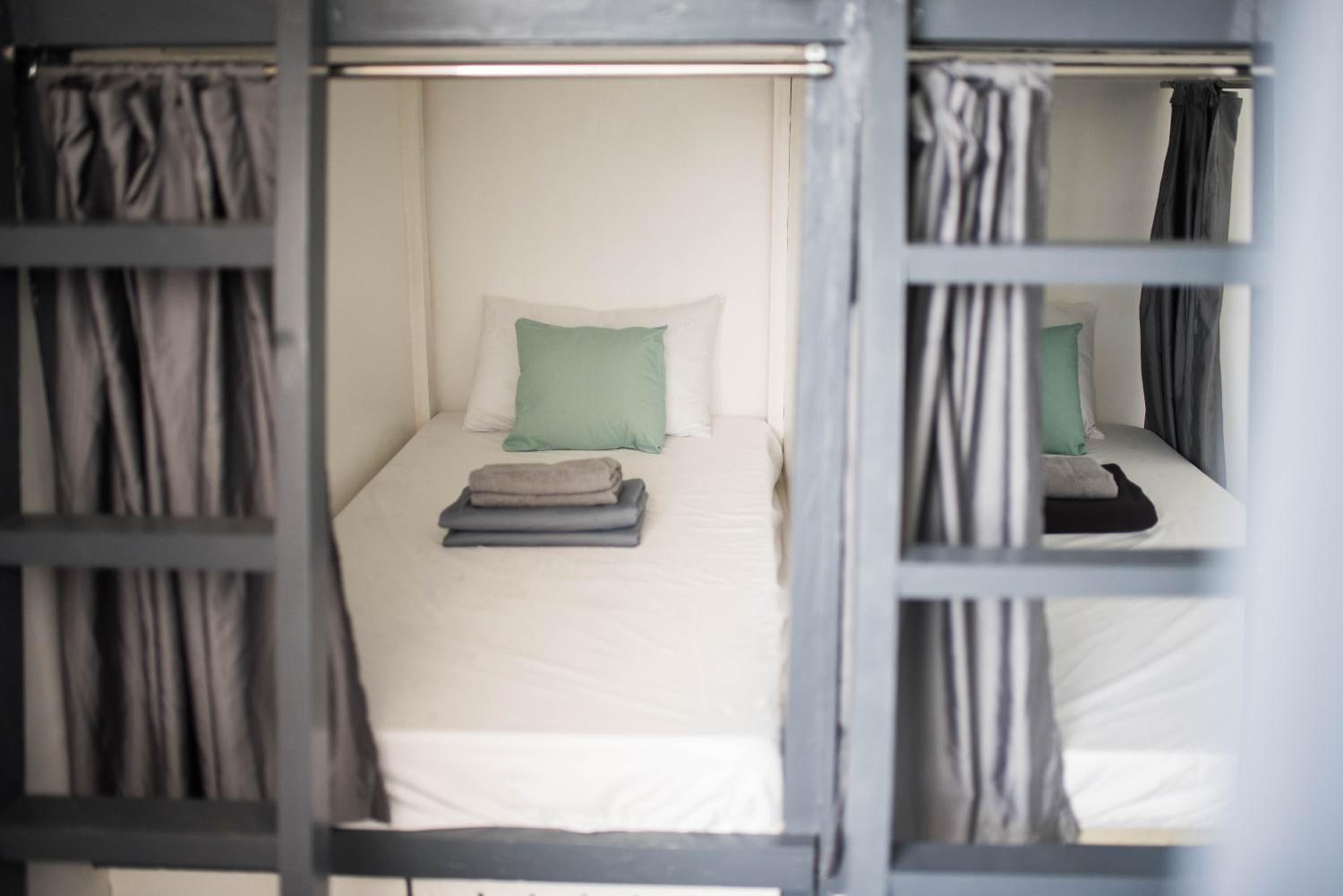 Avisala Hostel Coron view 4