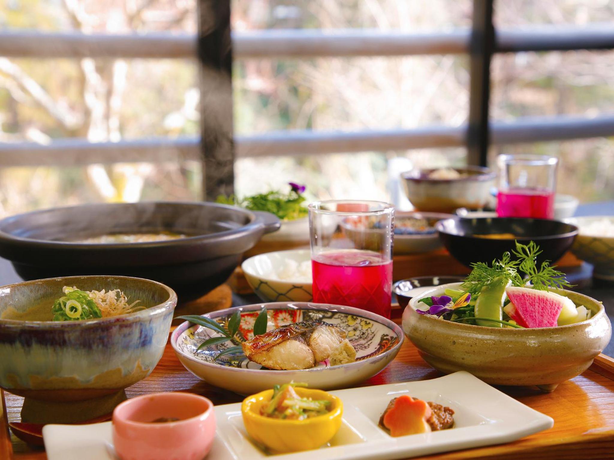 Ryokan Chinsen-Rou view 3