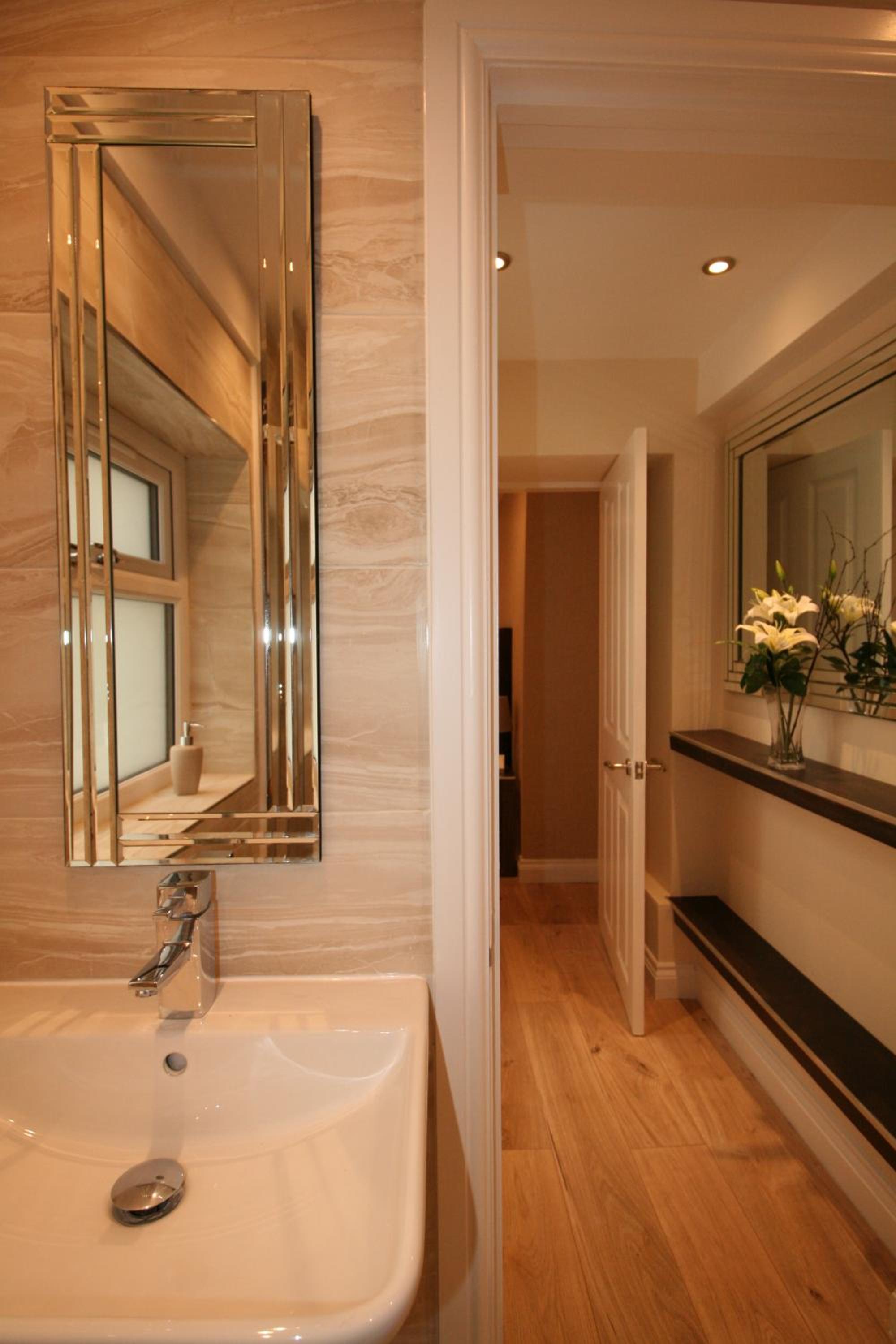 The Thomas Suite view 5