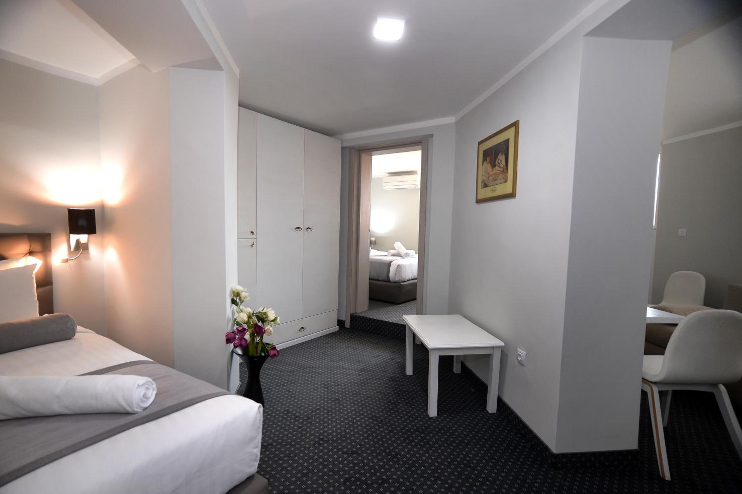 Alexandar Square Apartments view 4