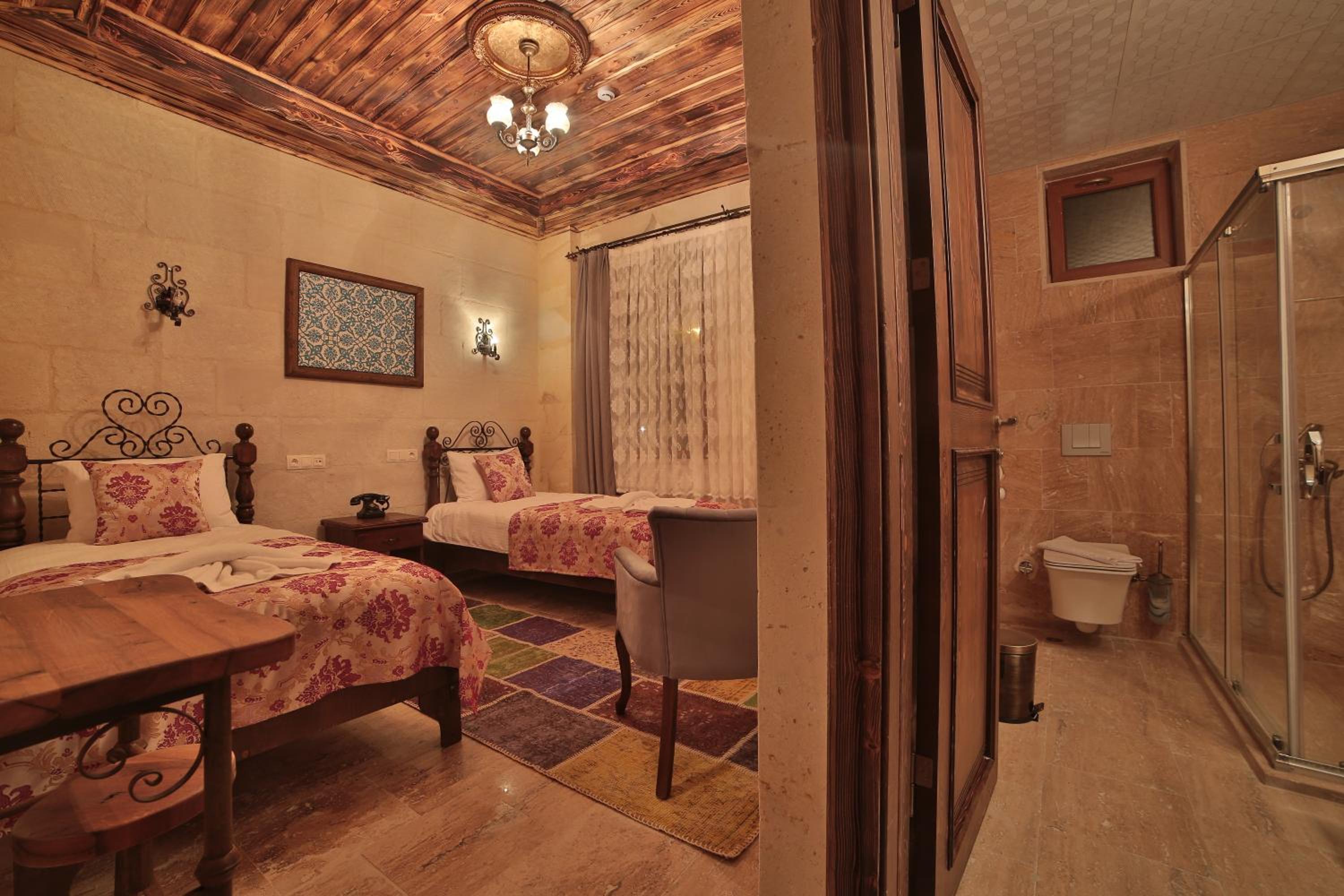 Caravanserai Inn Hotel - Image 18