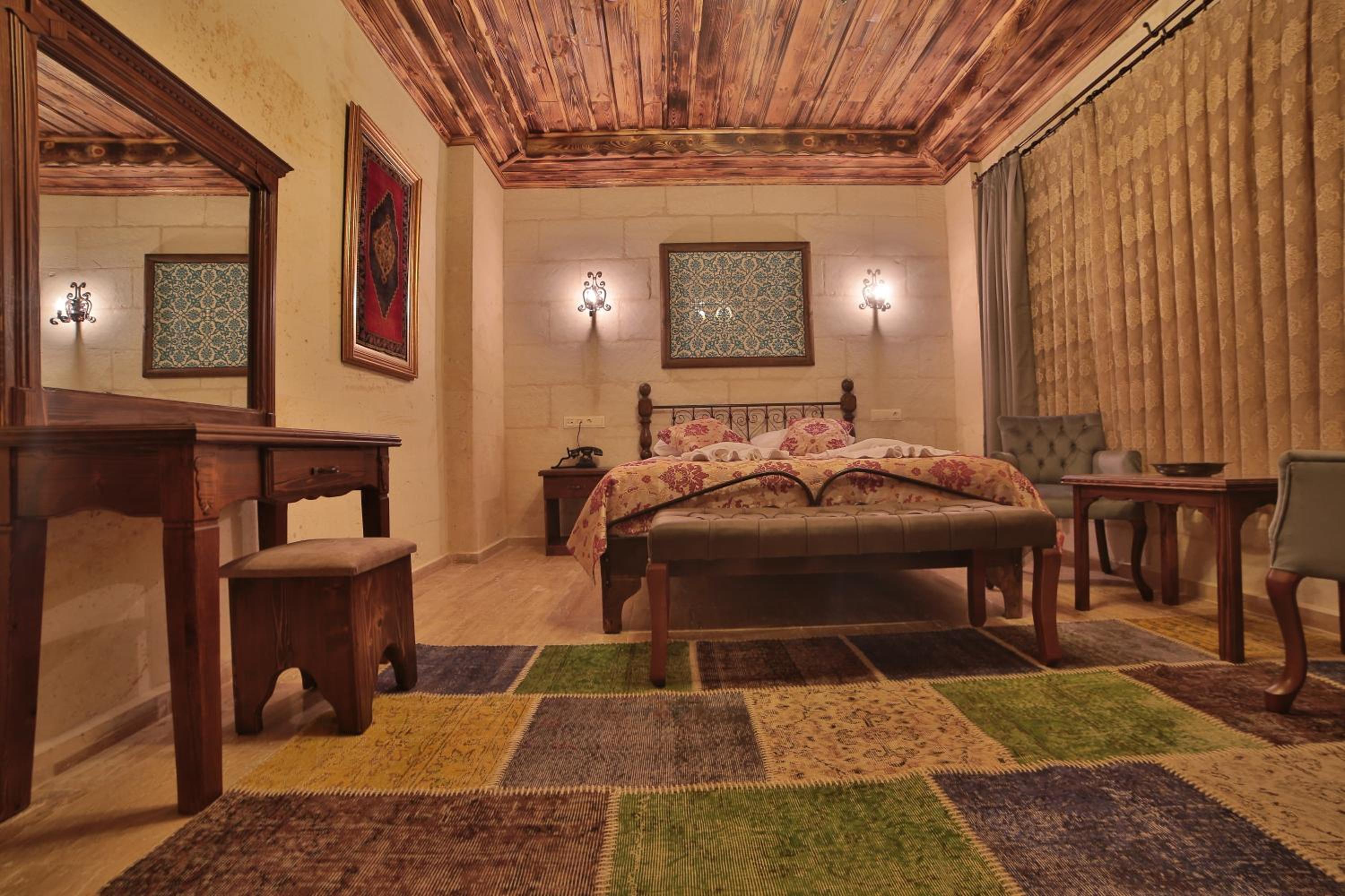 Caravanserai Inn Hotel - Image 55