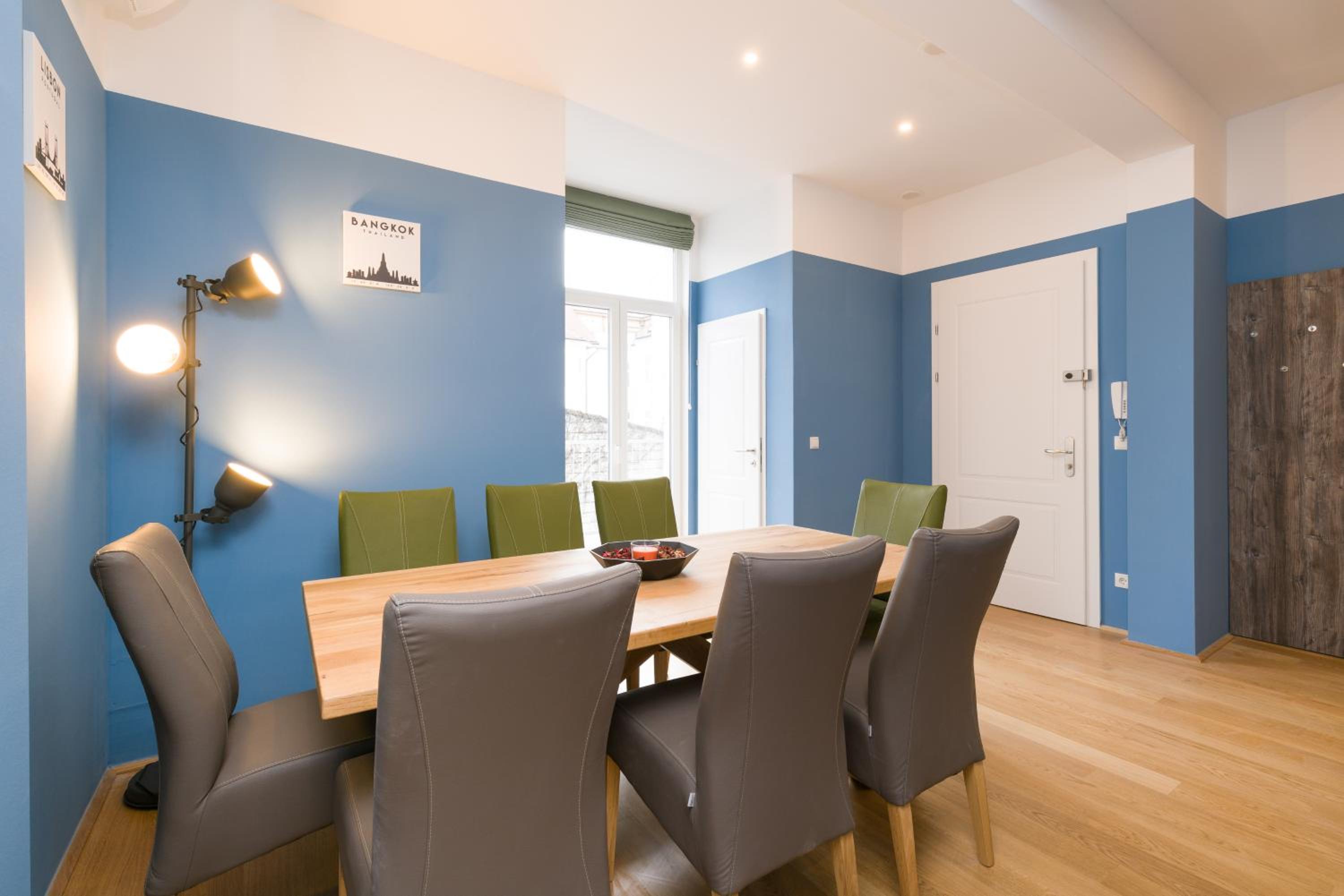 meeting & event spaces