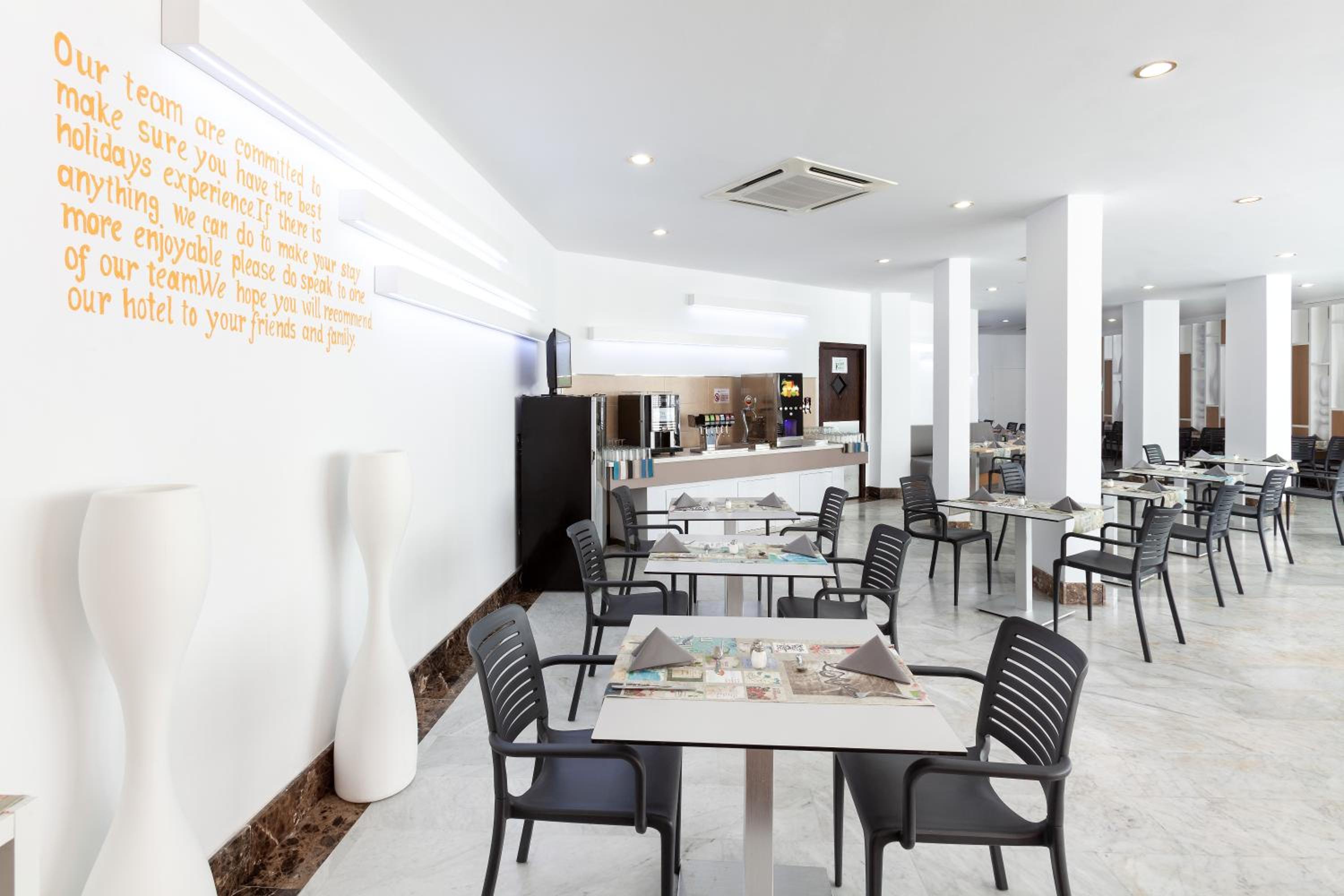 Playaolid Suites & Apartments — photo 49