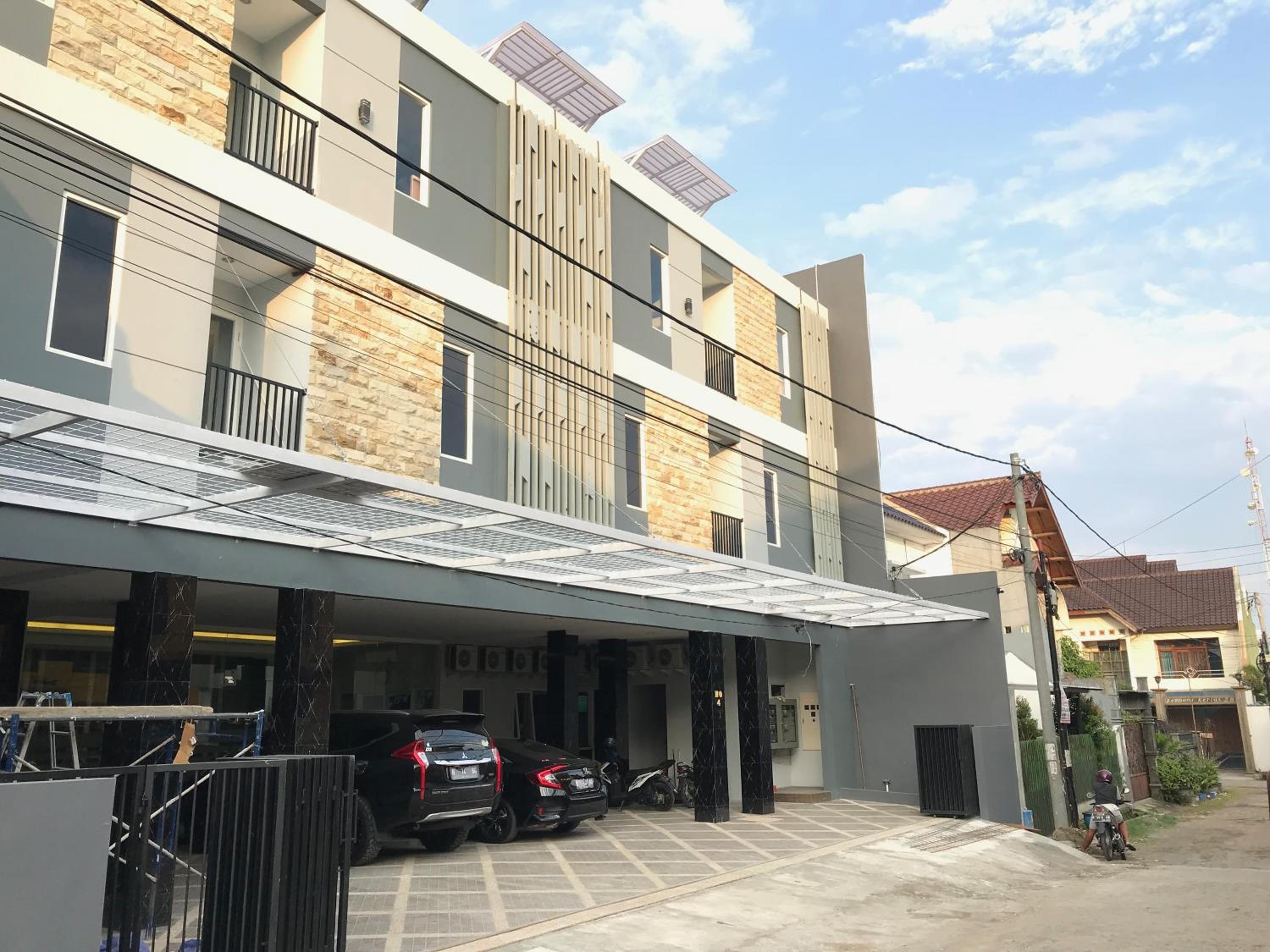 RedDoorz Plus near Politeknik Negeri Malang, Malang - 9