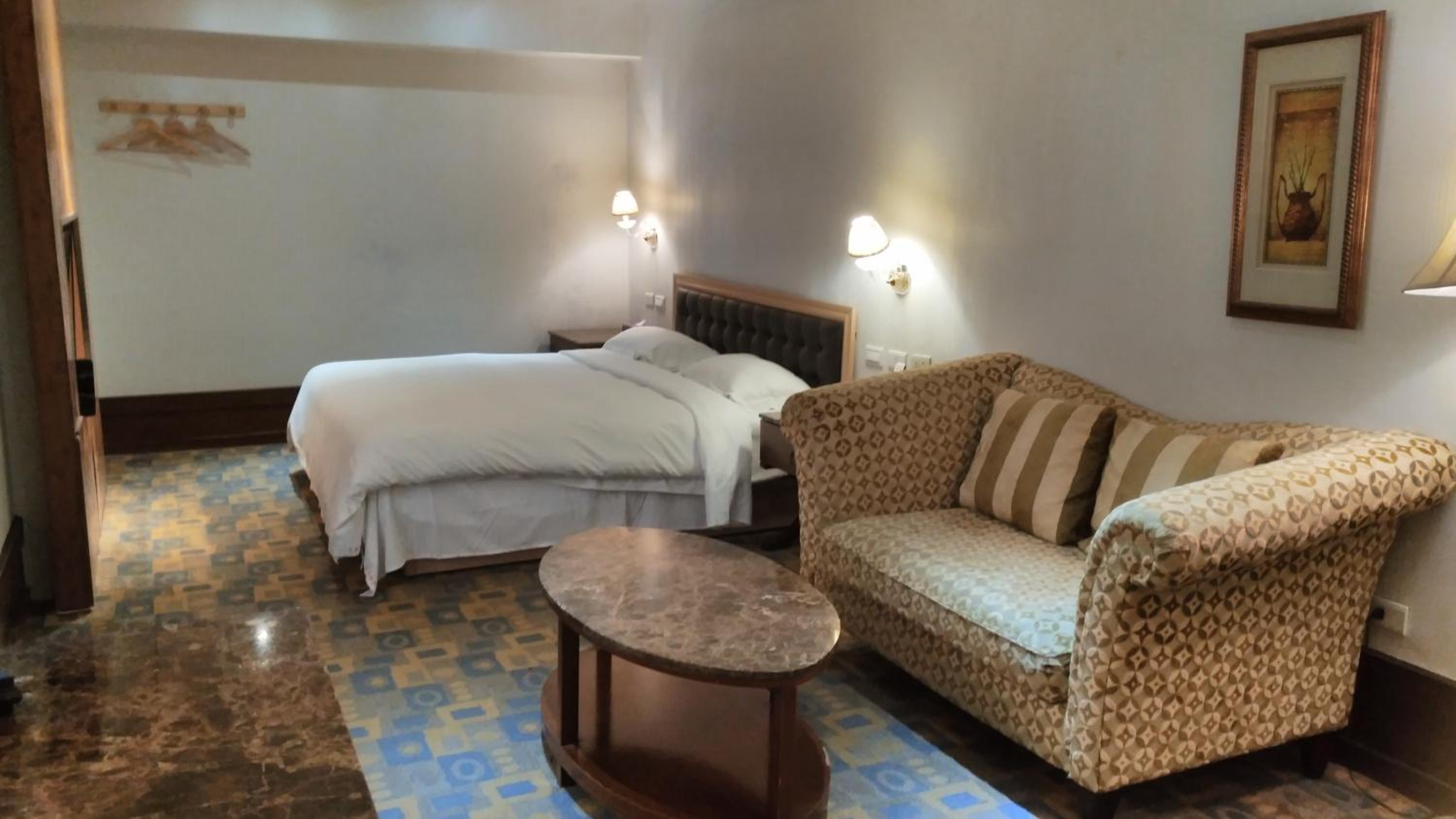 Kai Wei Boutique Hotel