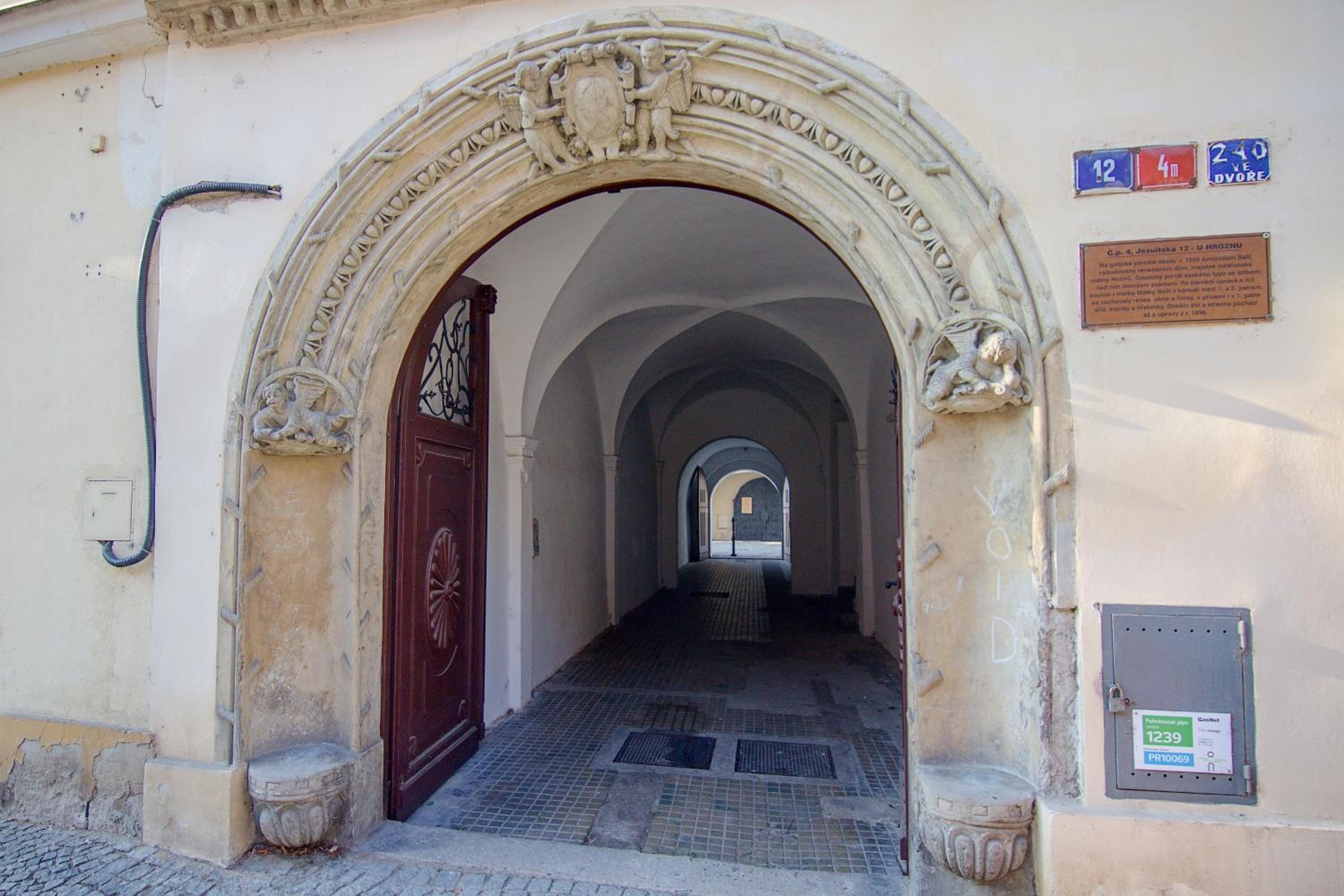 Photo 24