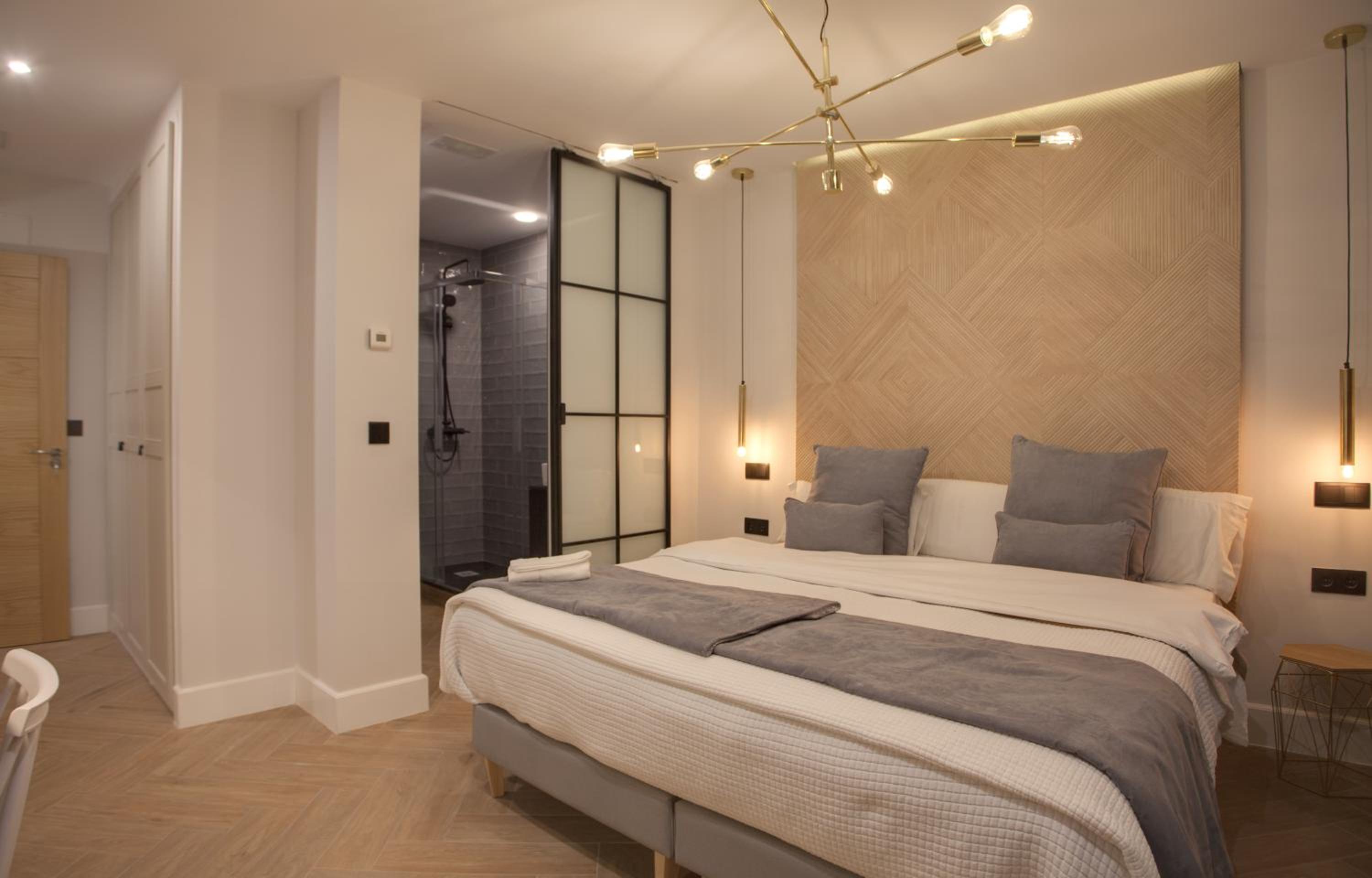 SUITES YOU Soho 3