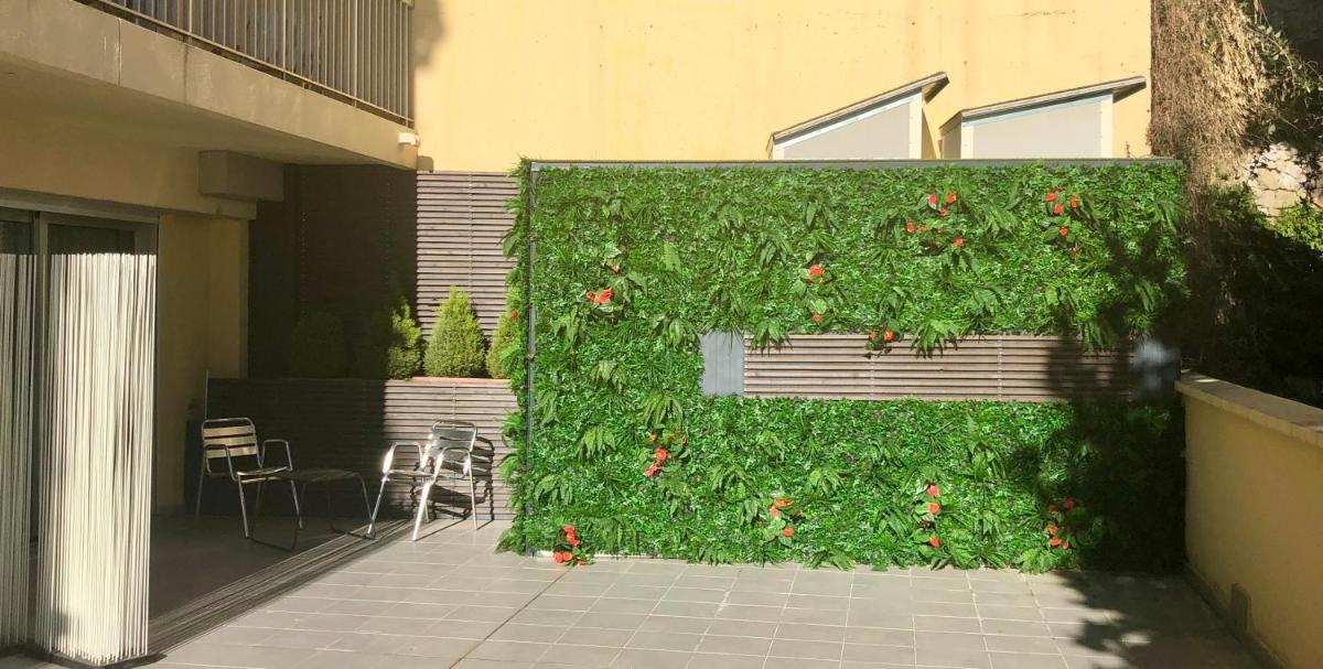 balcony