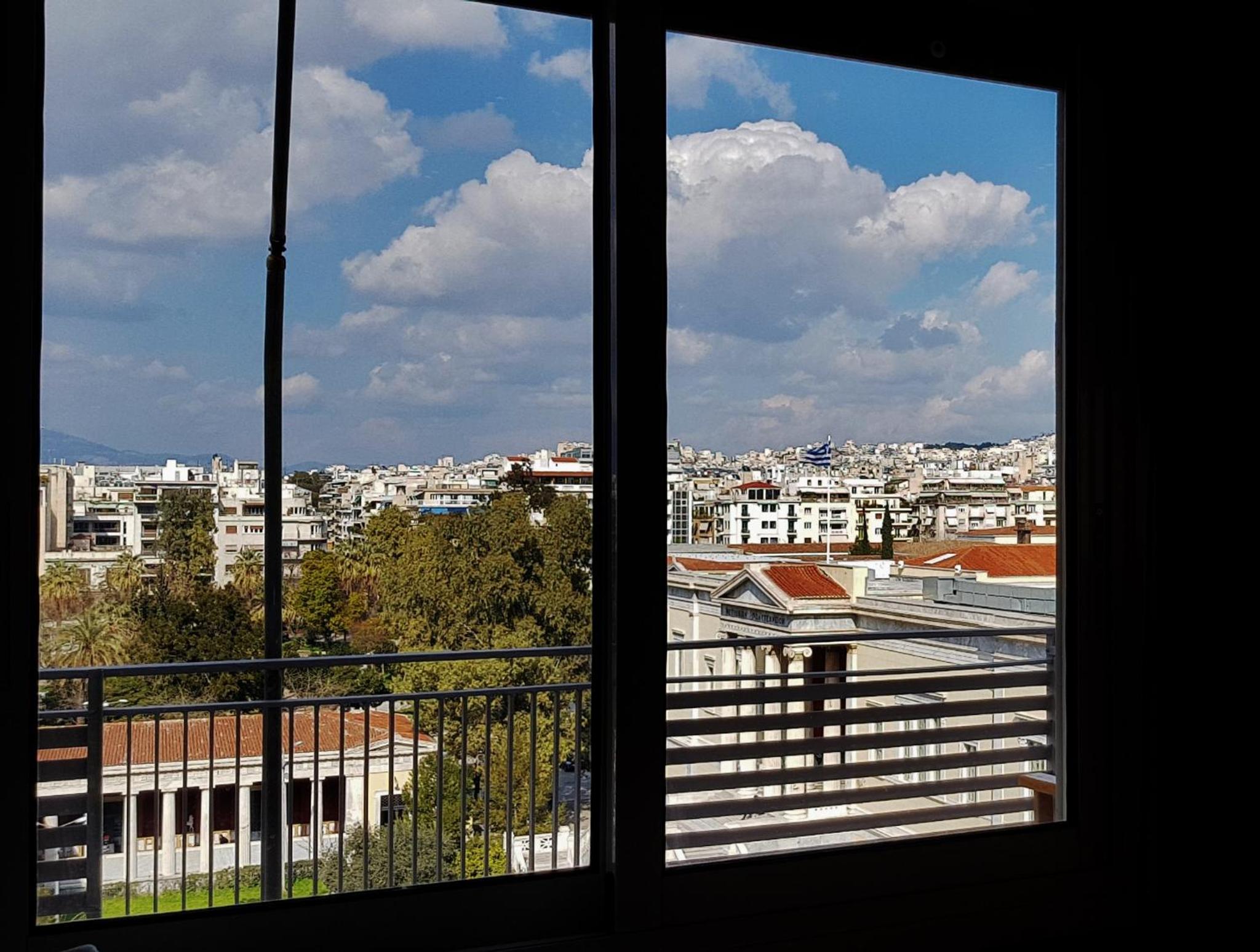 Modernly Renovated Apt