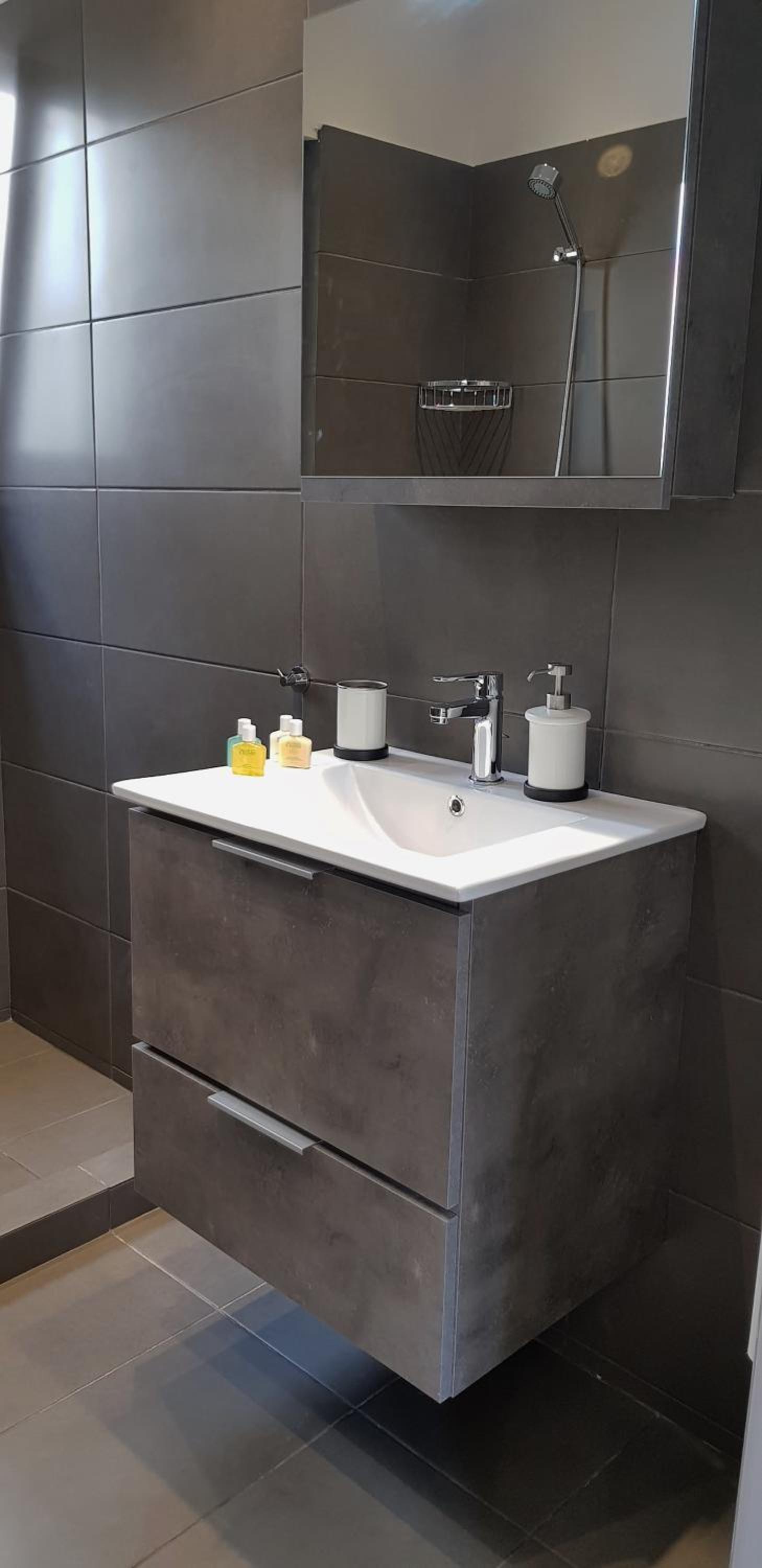 Modernly Renovated Apt