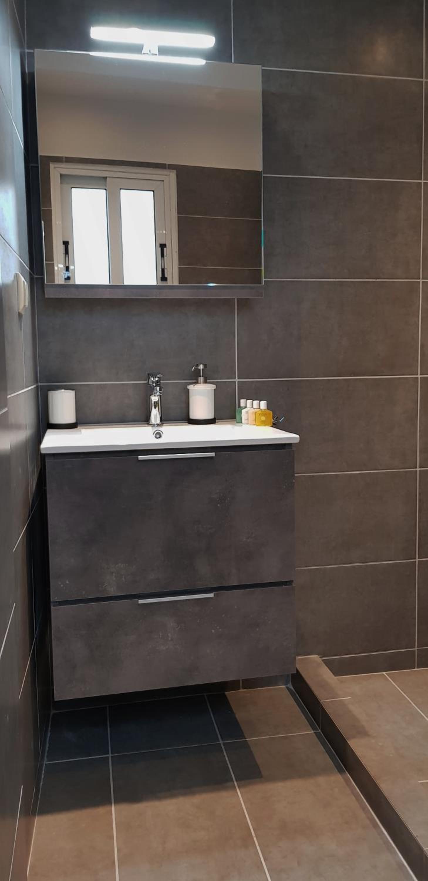 Modernly Renovated Apt
