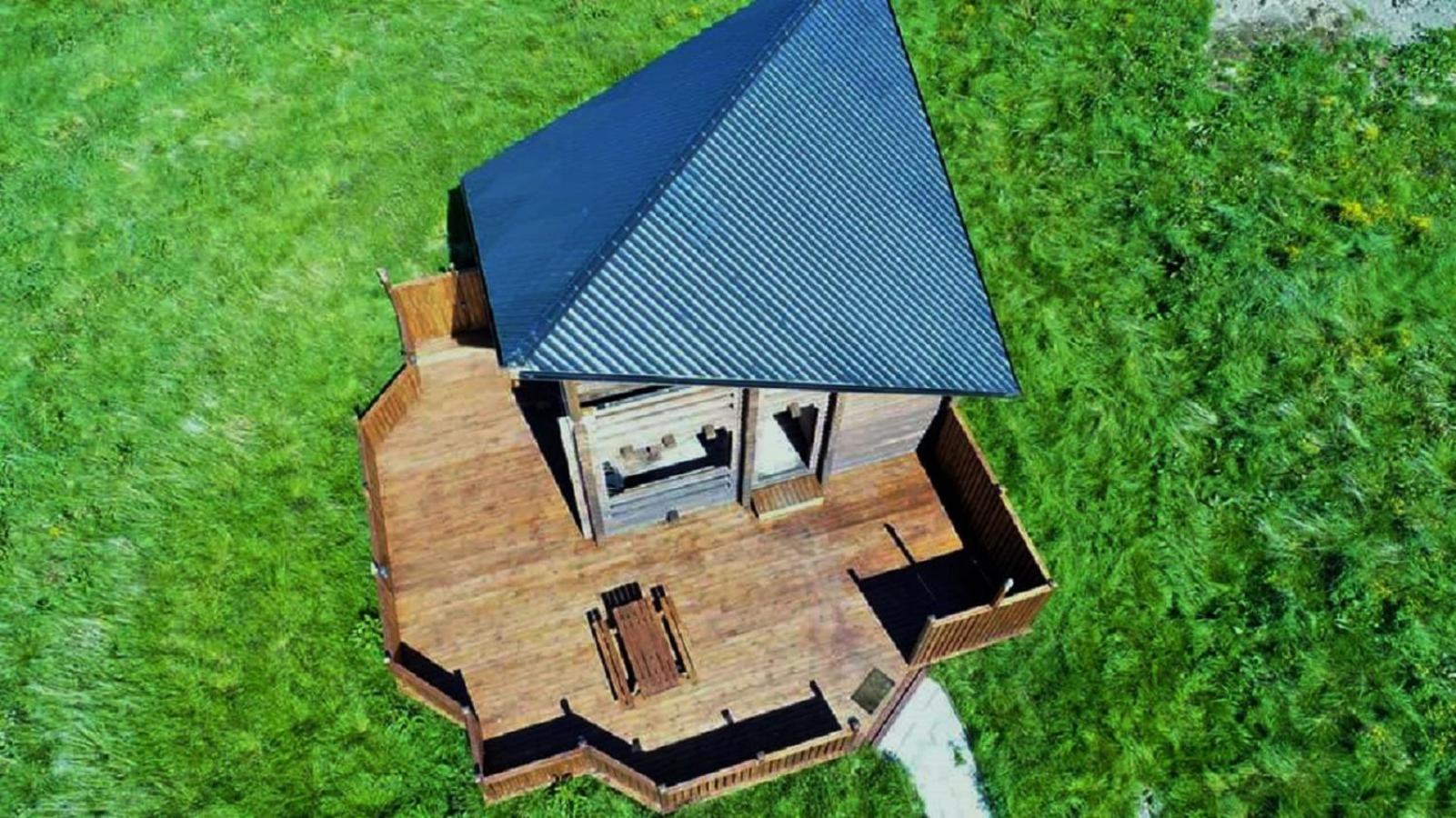 Akureyri Log Cabin