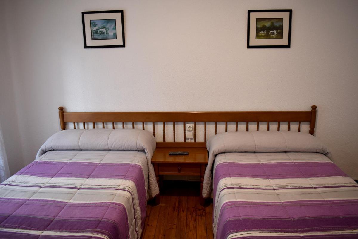 HOSTAL OVIEDO view 4