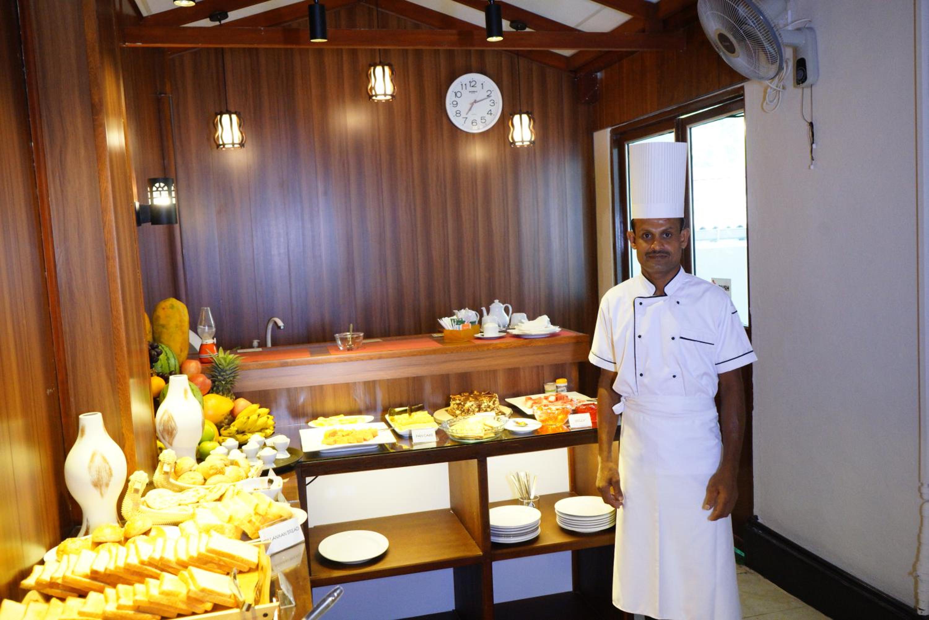 Diva Villa Airport Transit Hotel