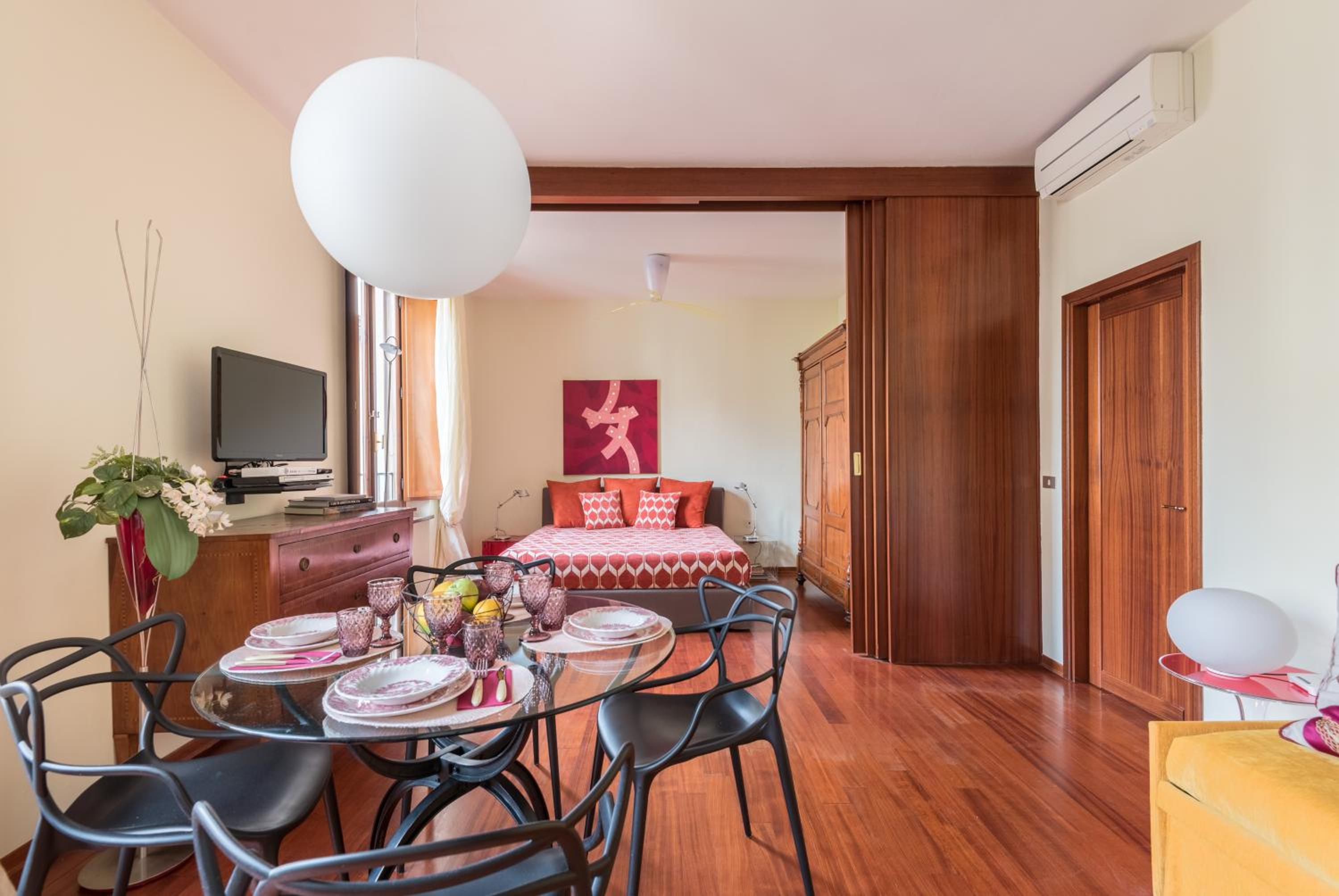 Design Apartments Florence- Florence City Center