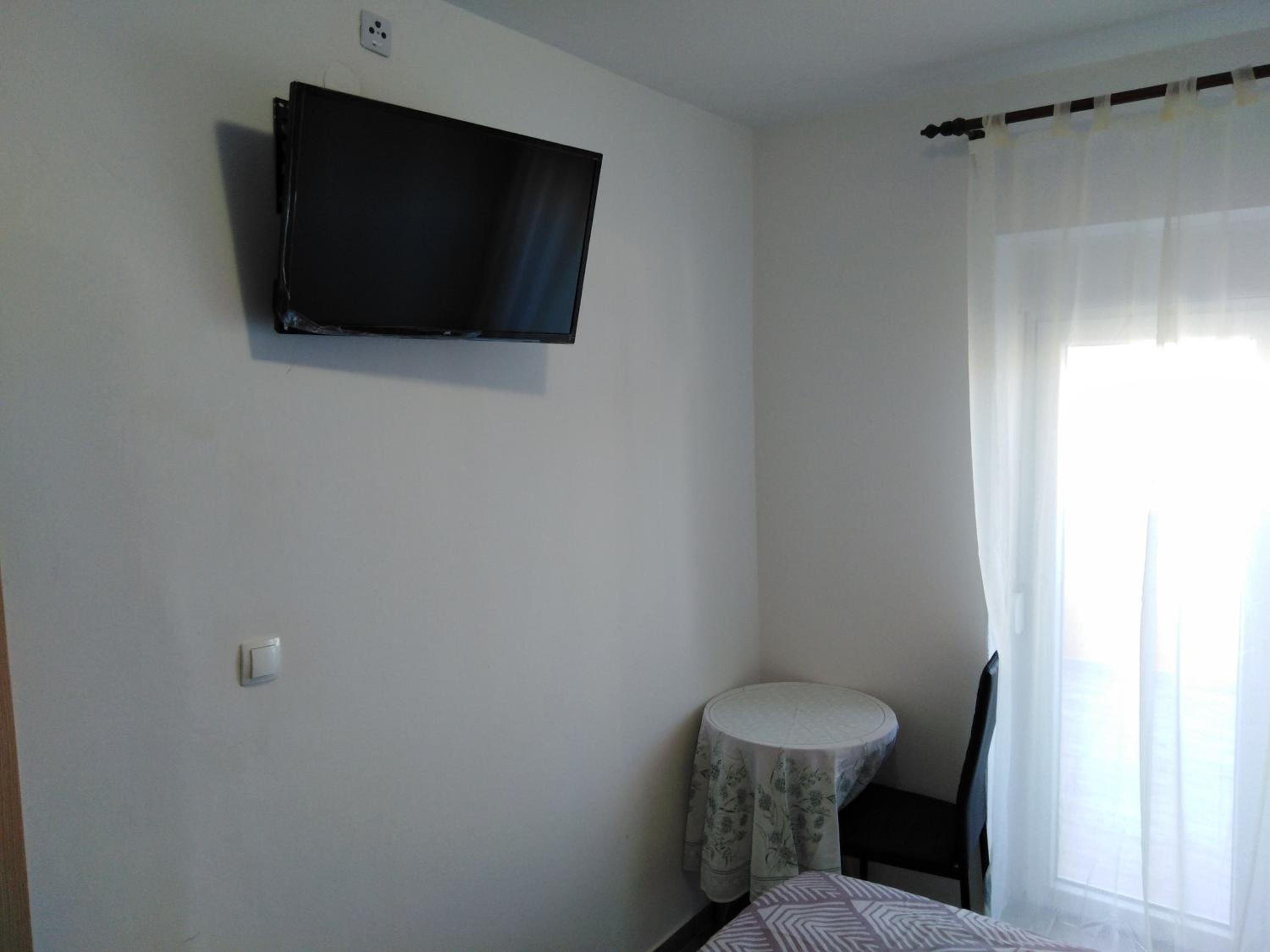 Photo 42