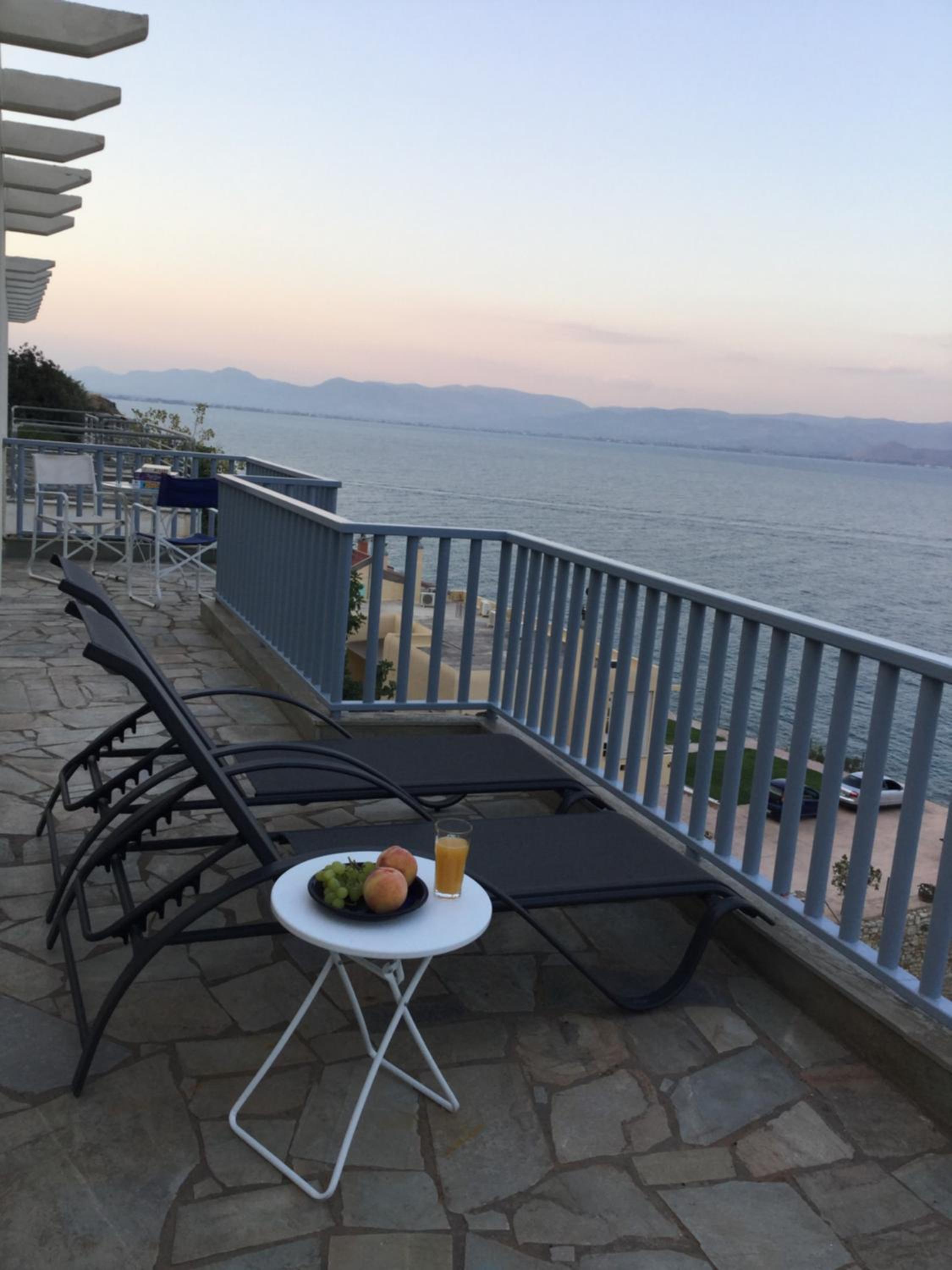 Seaside maisonette in Kiveri, near Nafplion. view 3