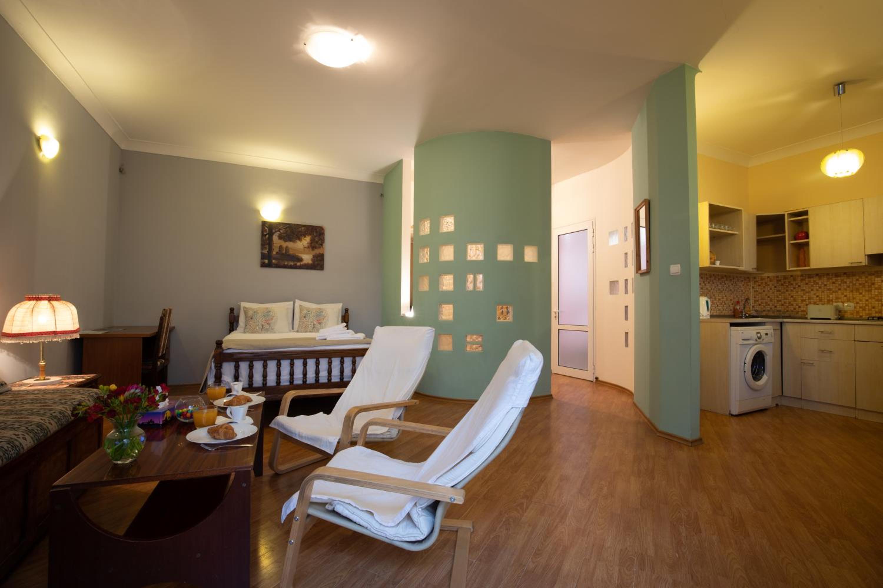 RIS Central Apartments Yerevan