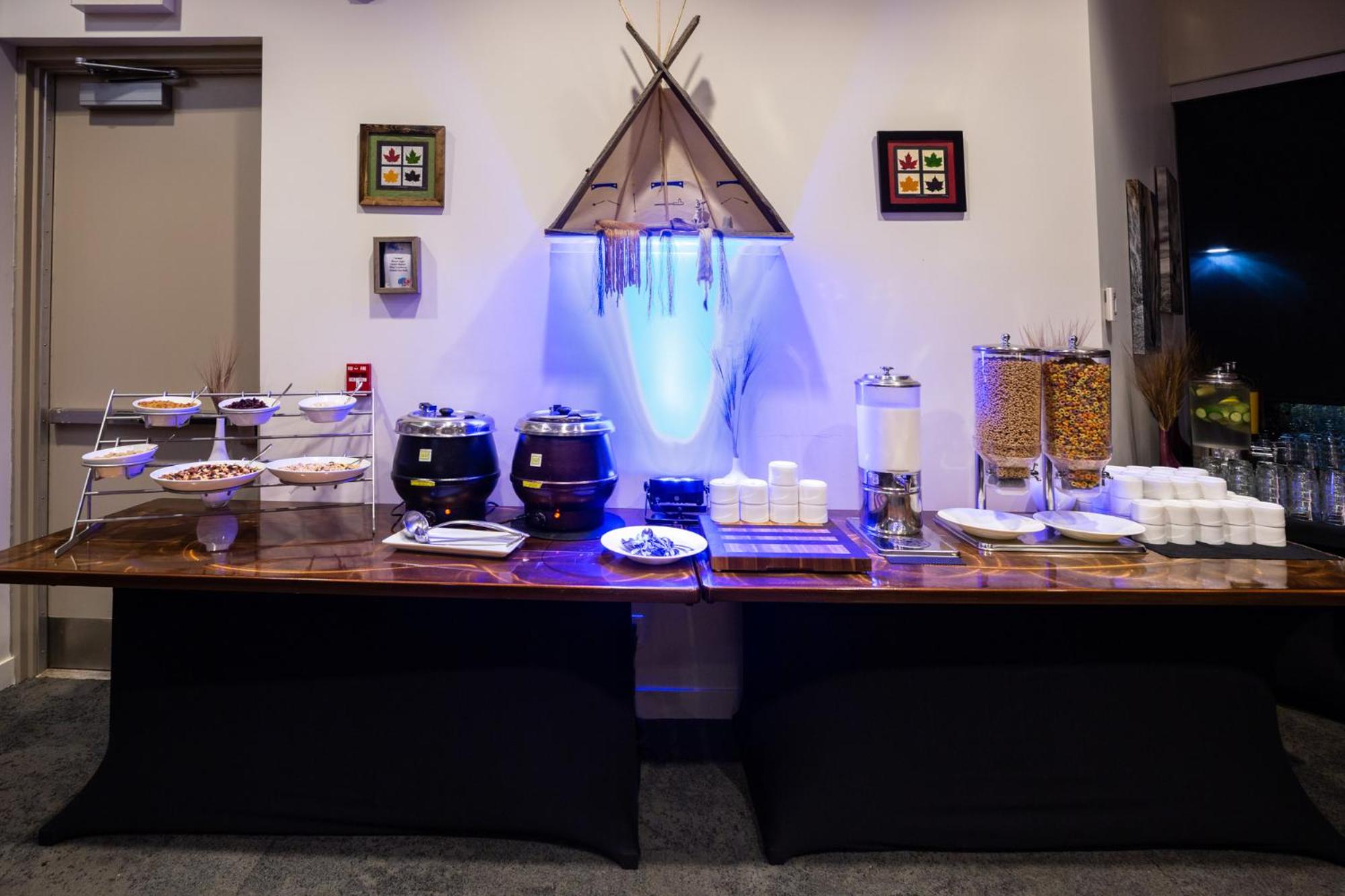 Grey Eagle Resort - Image 4