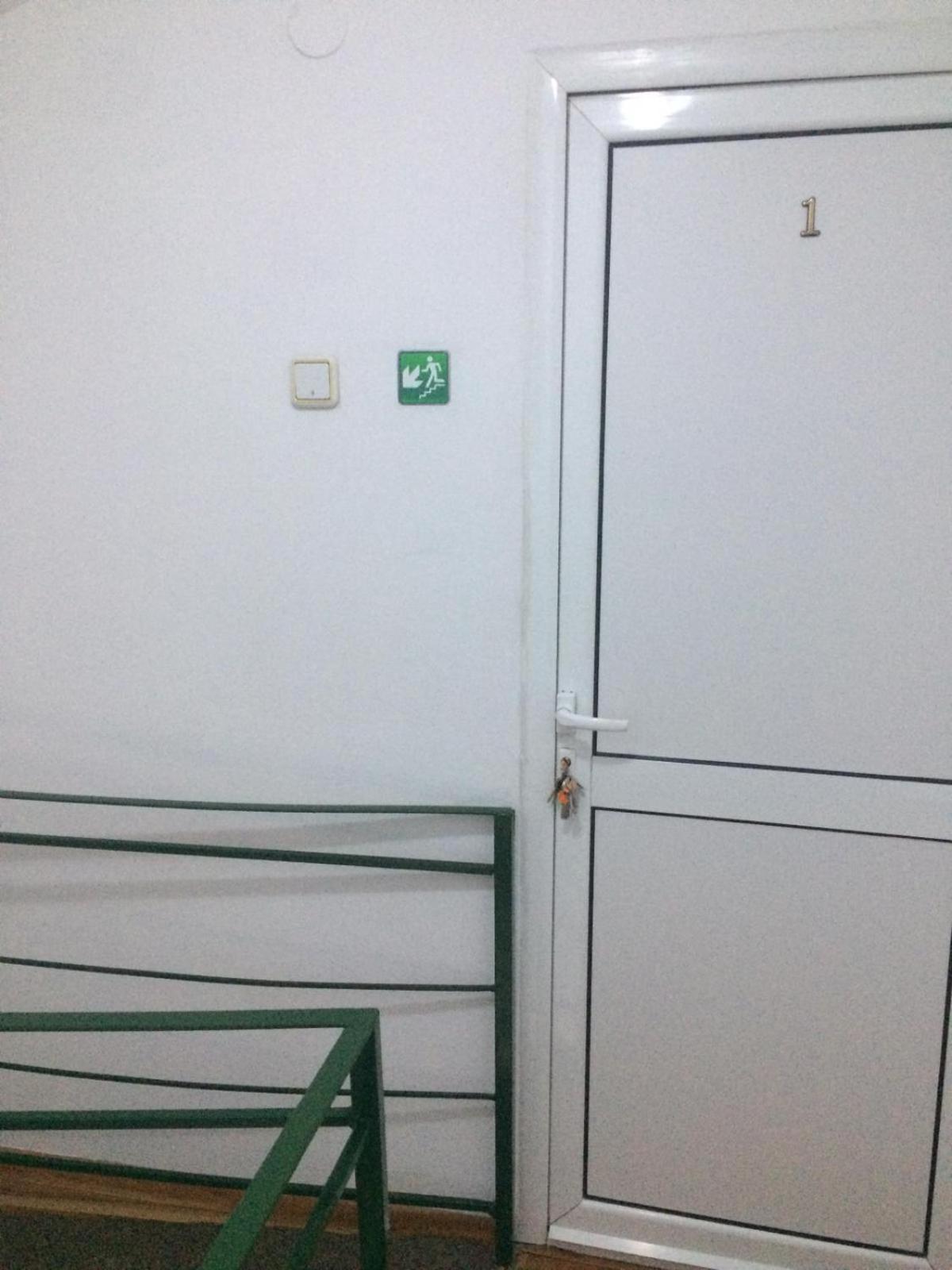 Photo 25