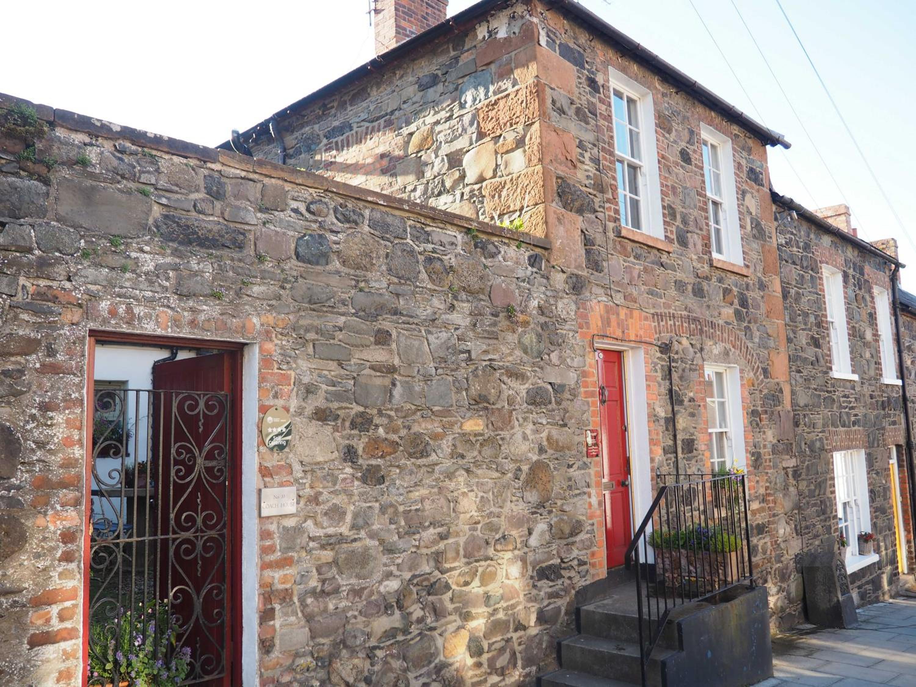 No.33 Coach House view 2