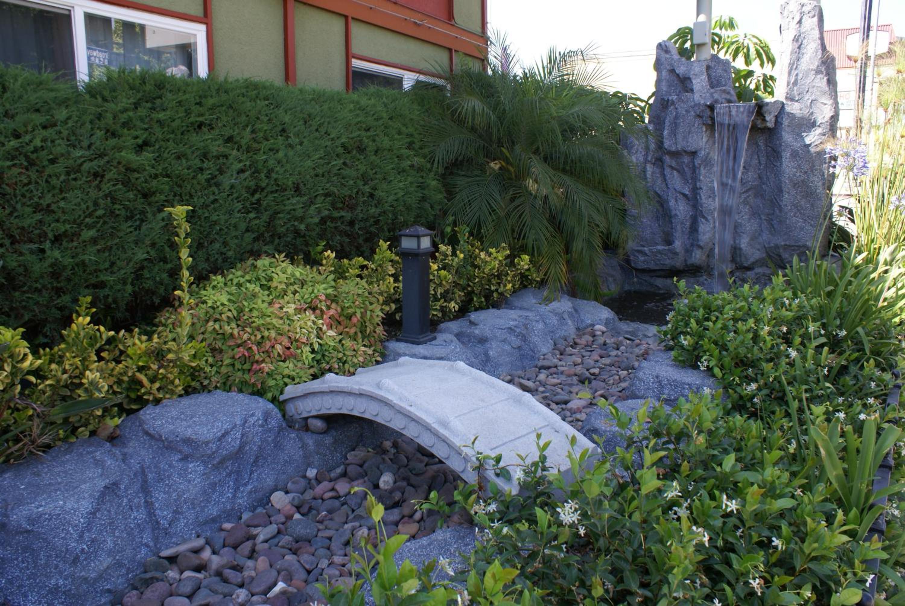 Royal Pagoda Motel Dodger Stadium