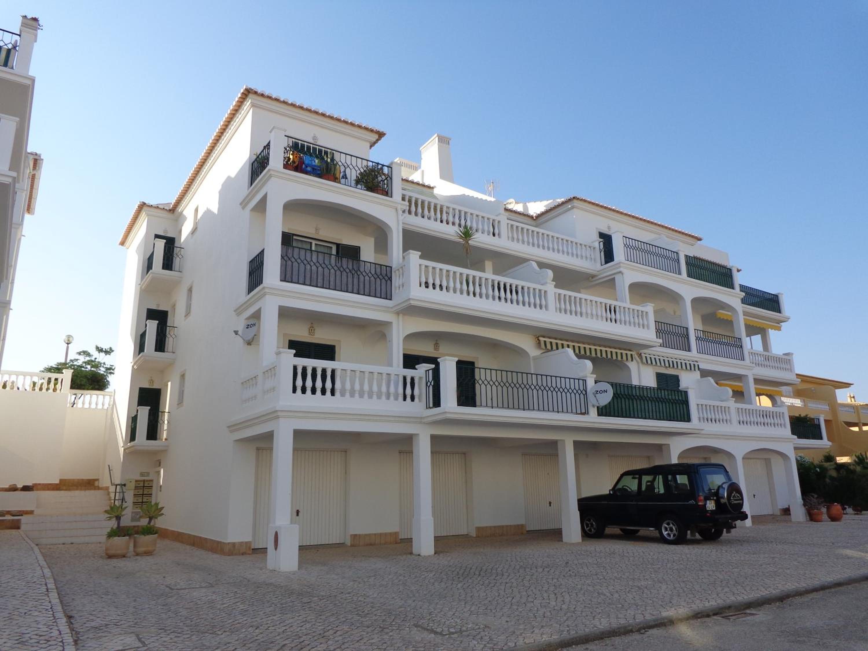 Apartamento Meia Praia view 3
