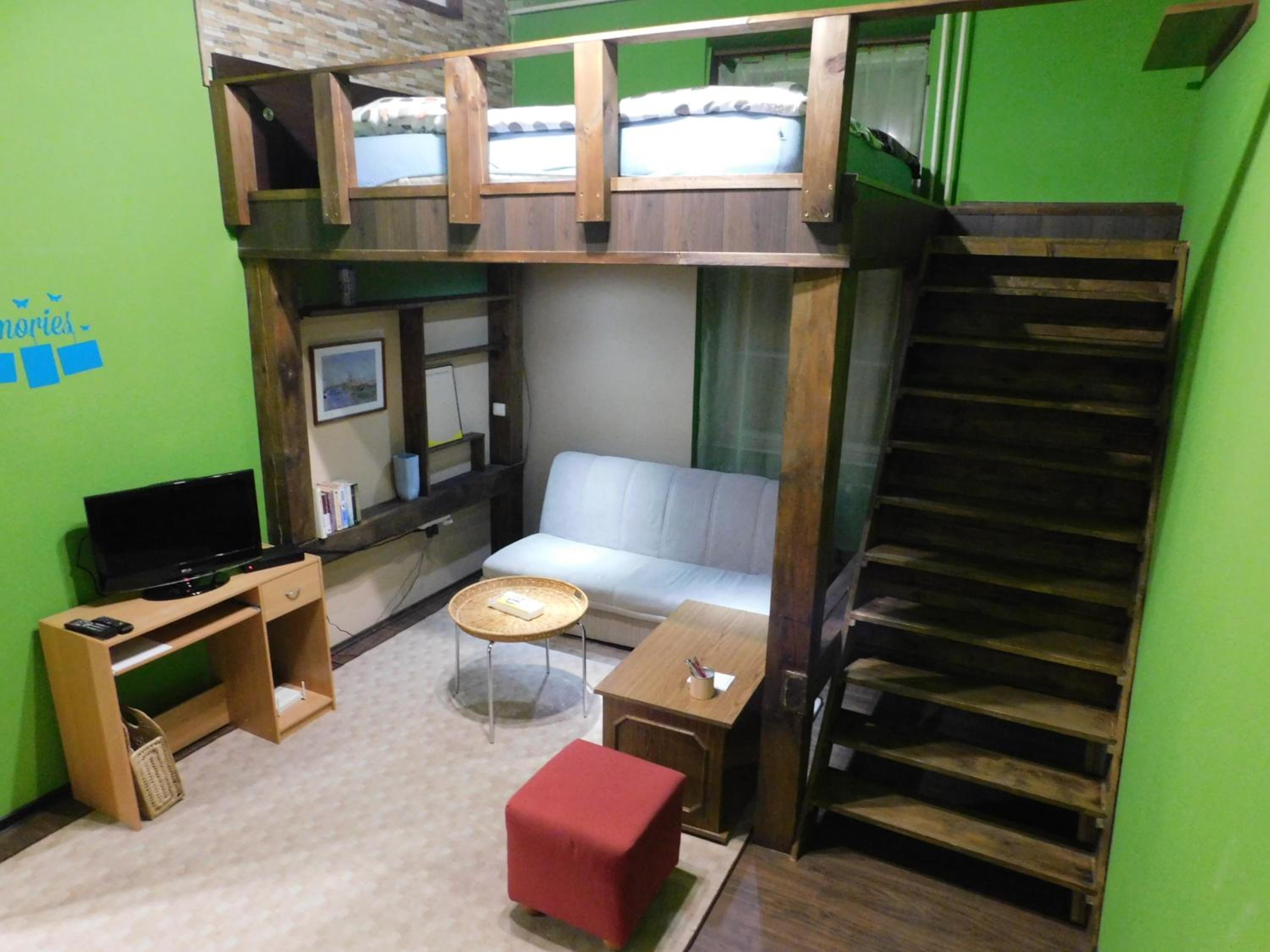 Photo 9