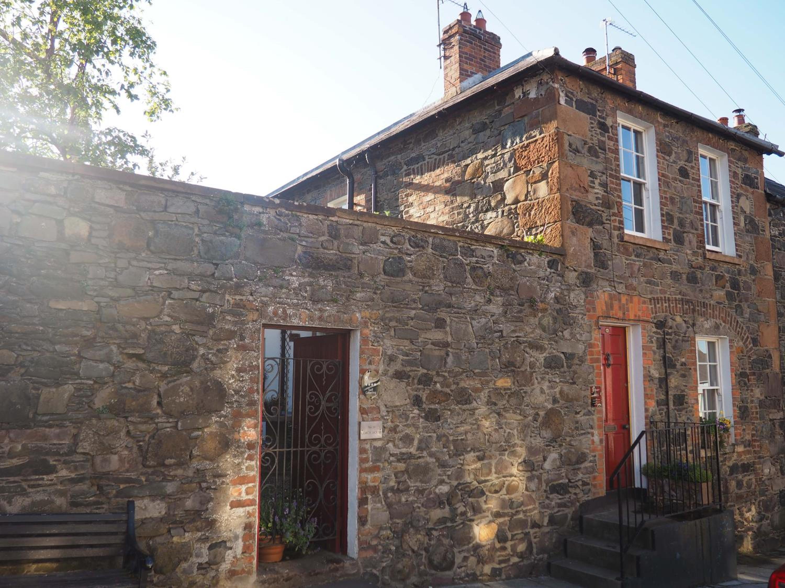 No.33 Coach House view 3