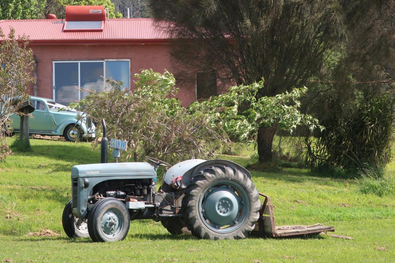 Cherry Top Farmstay - Boutique Eco Village