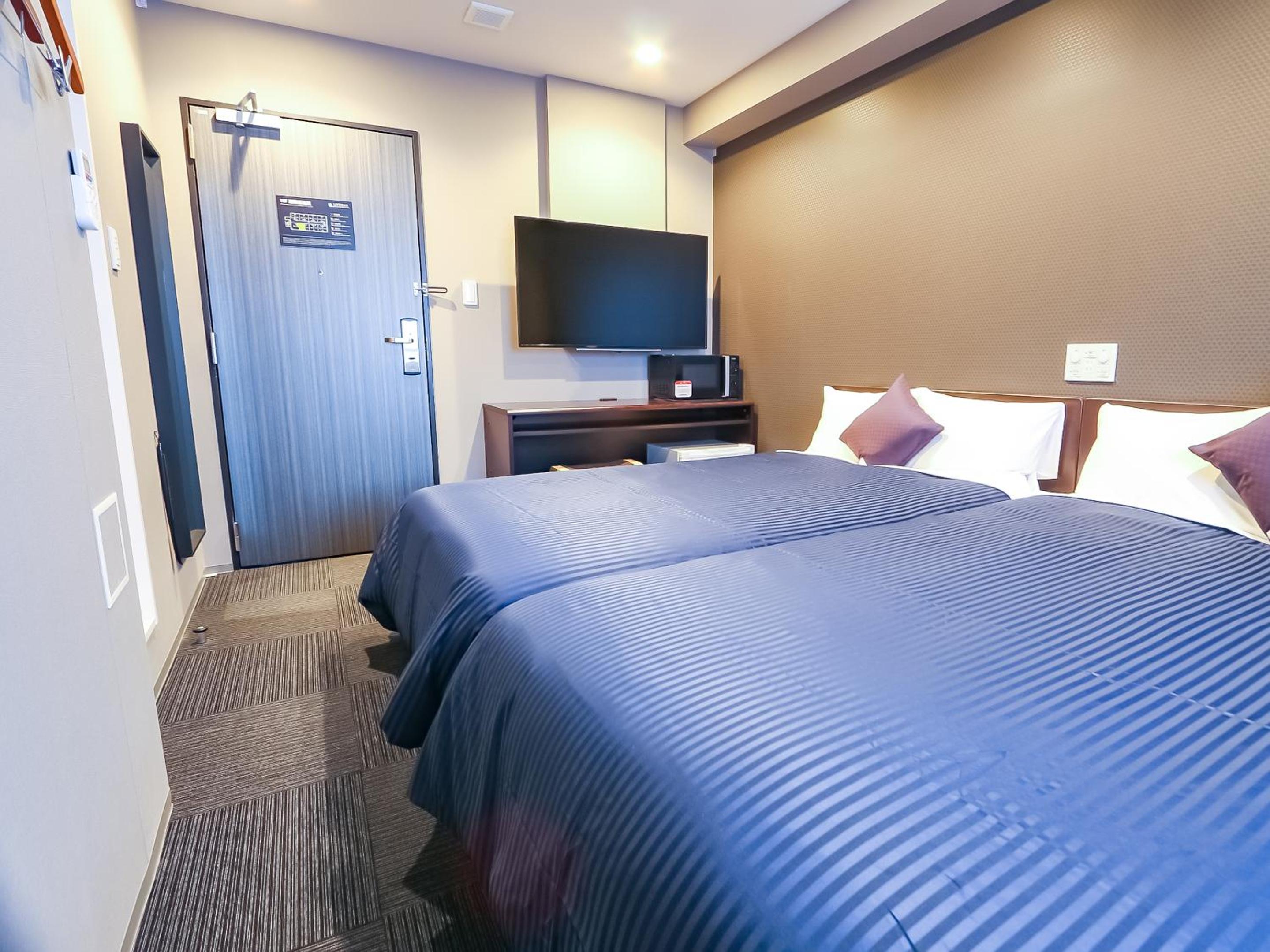 HOTEL LiVEMAX Yokohama-Eki Nishiguchi