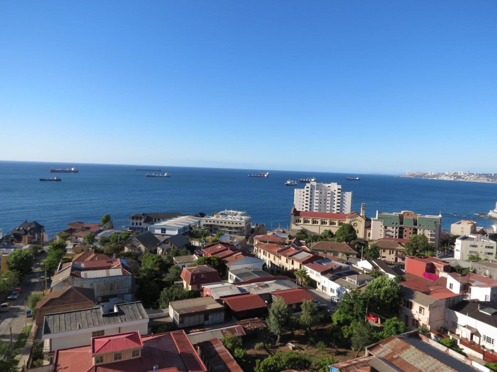 Excellent Large Apartment with Sea View