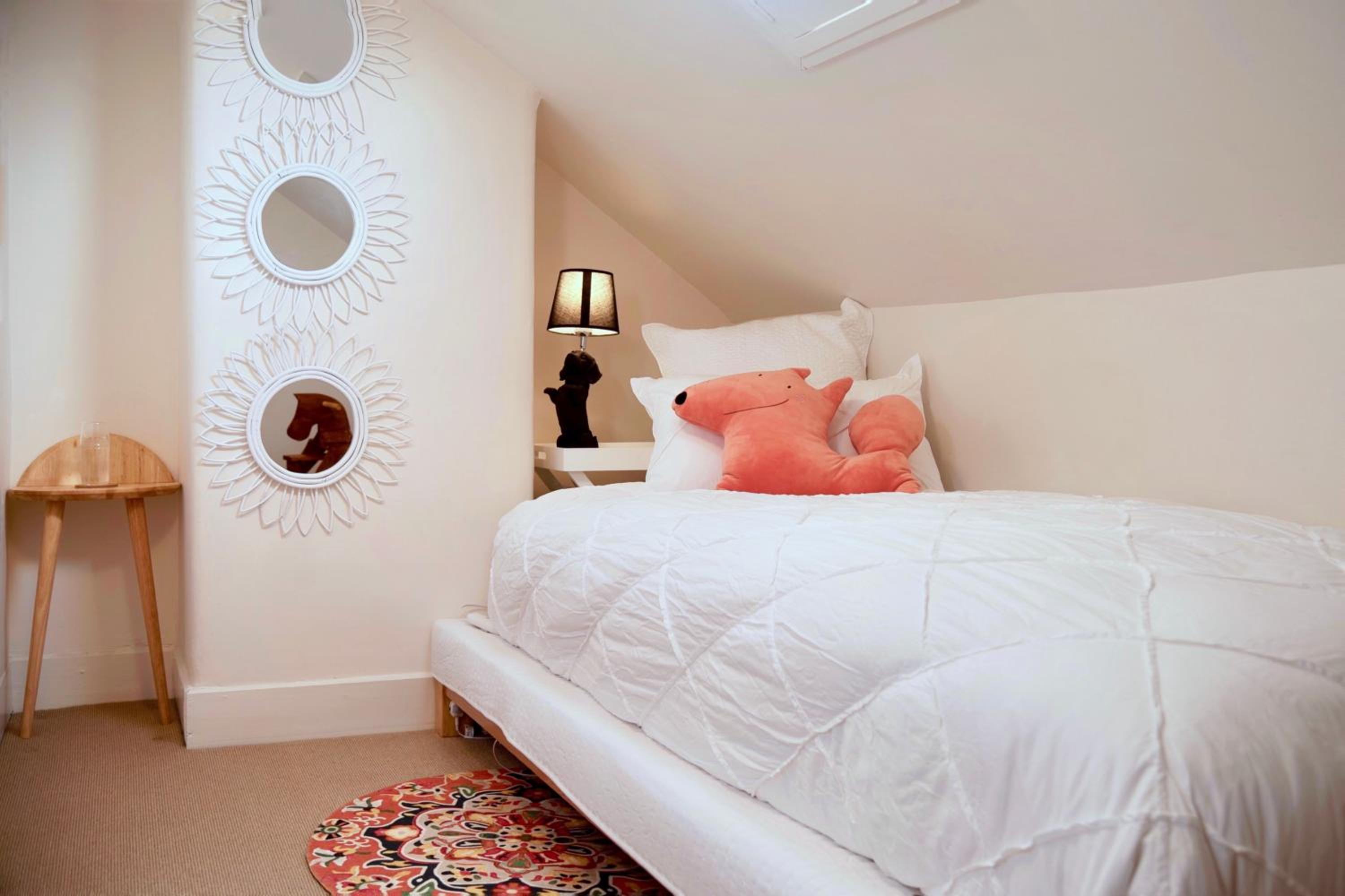 Lotus Gogh Apartment