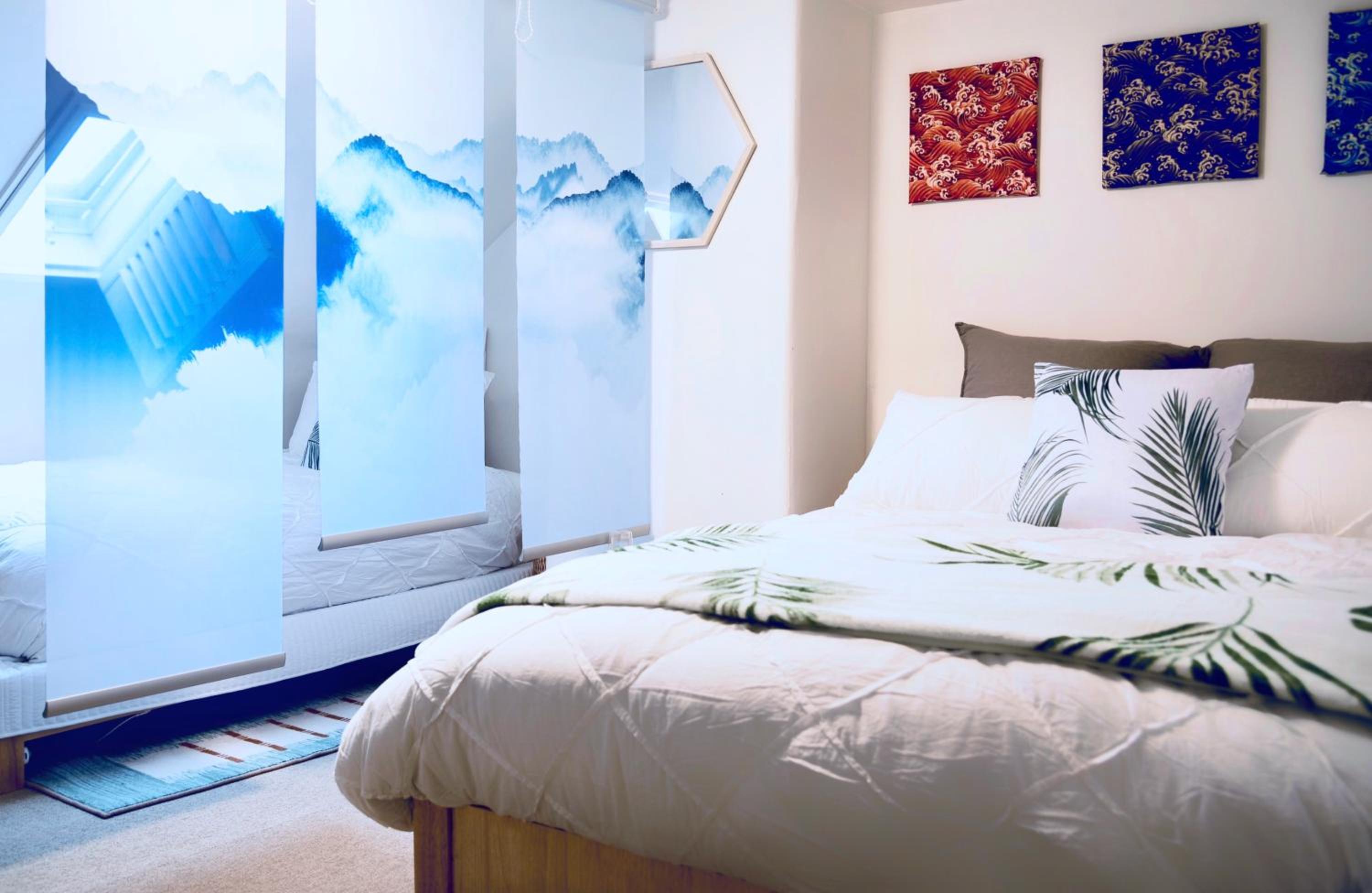 Lotus Gogh Apartment