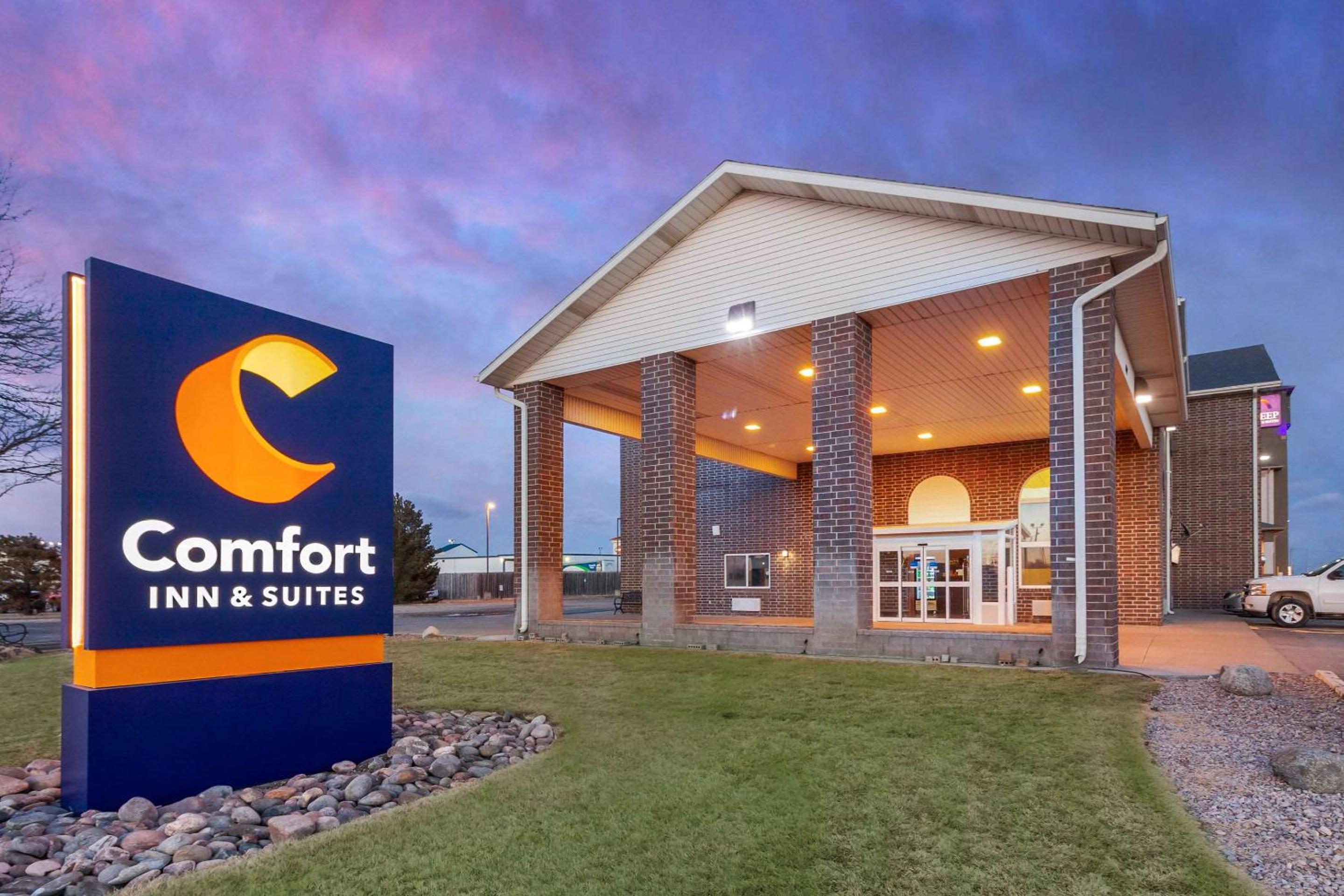 Hays Vacations - Comfort Inn  Suites Hays I-70 - Property Image 1