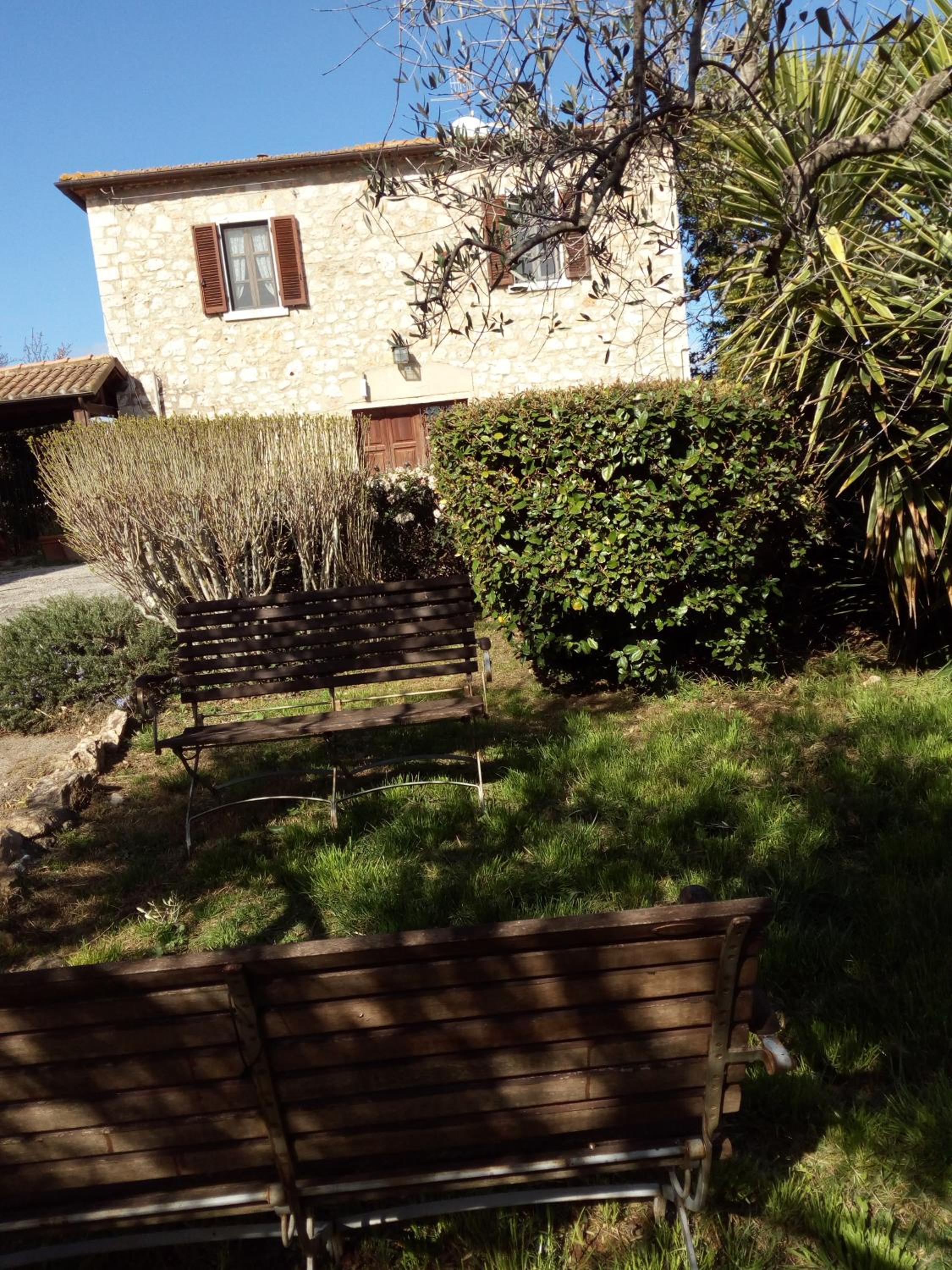Photo 42