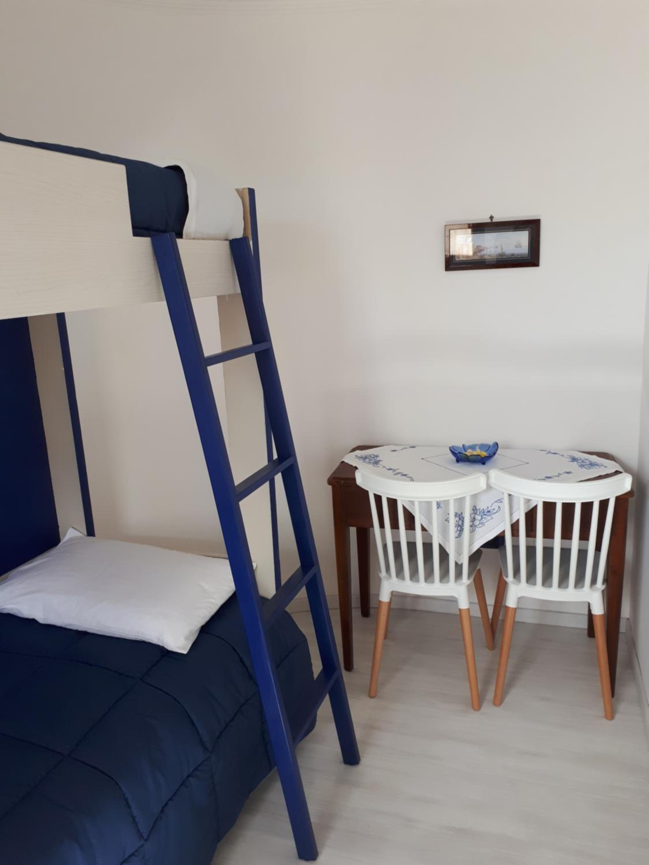 Hill Valley View photo 5