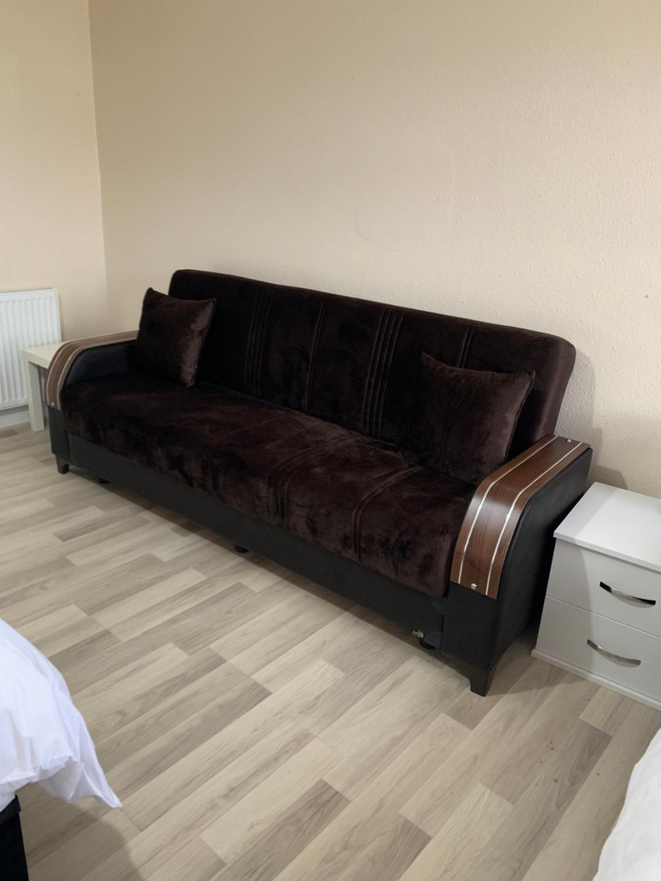 Stroud Vacations - Cotswold Valley Aparthotel - Property Image 25