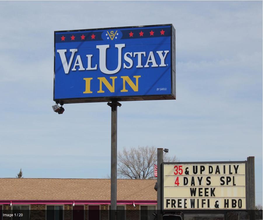 Valustay Inn Shakopee - Property Image 1
