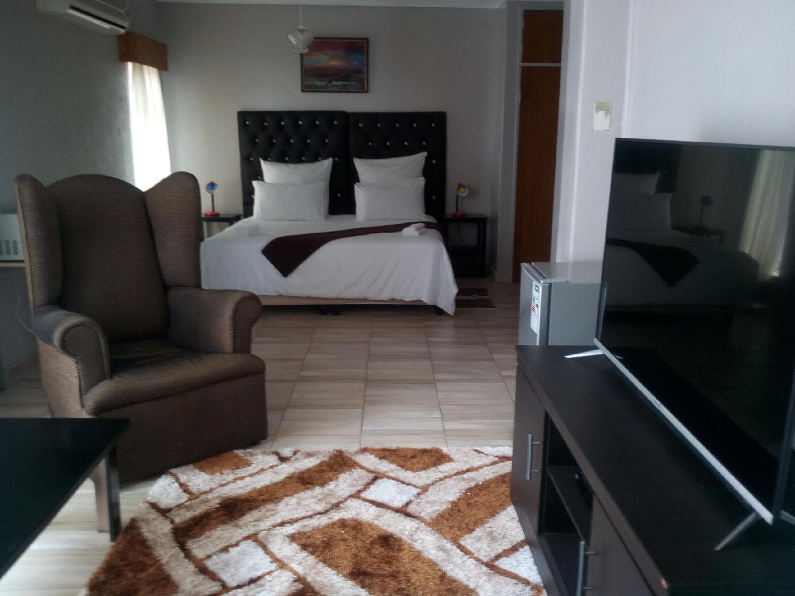 Photo 7