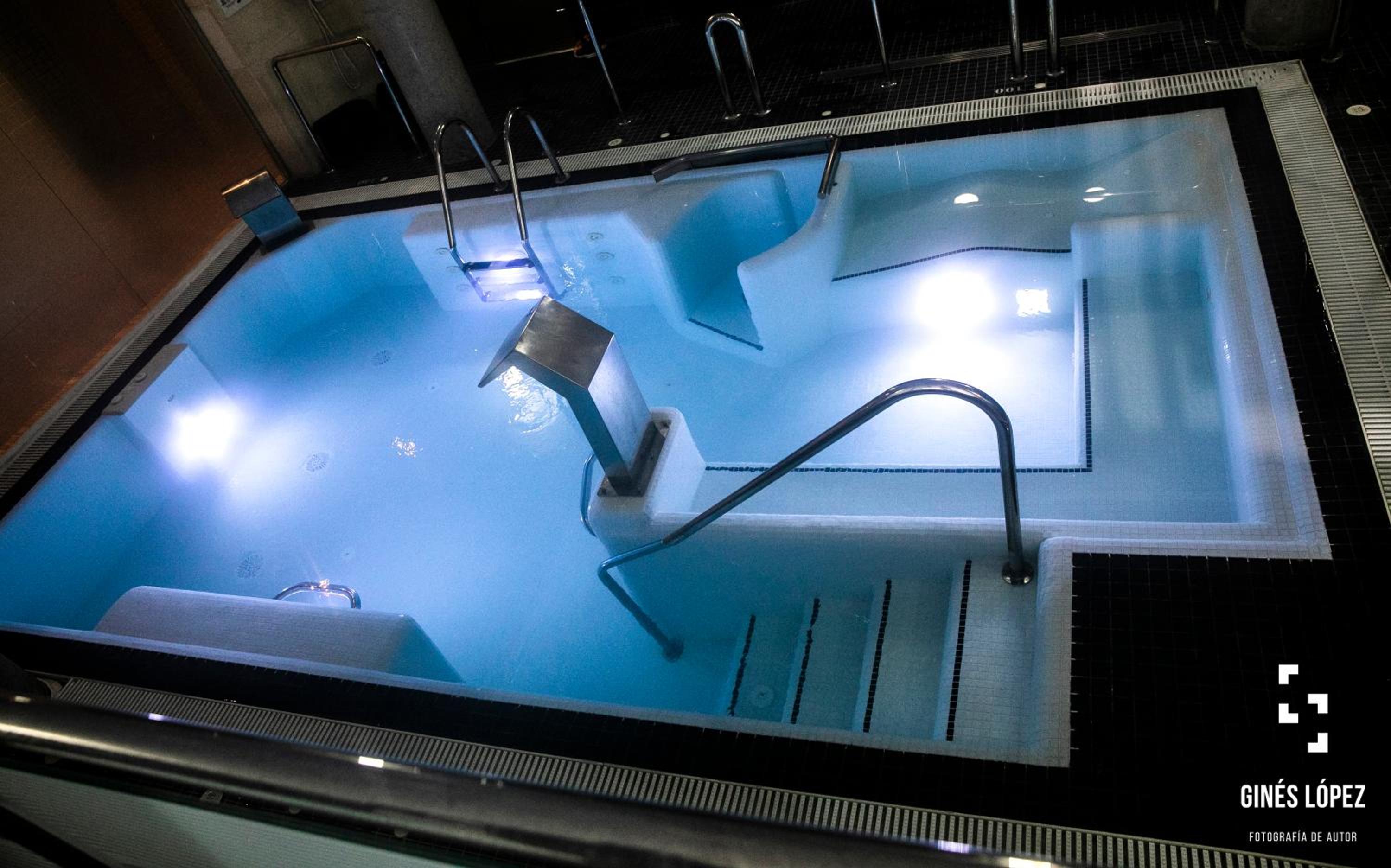 Executive Sport hotel con piscina en Totana
