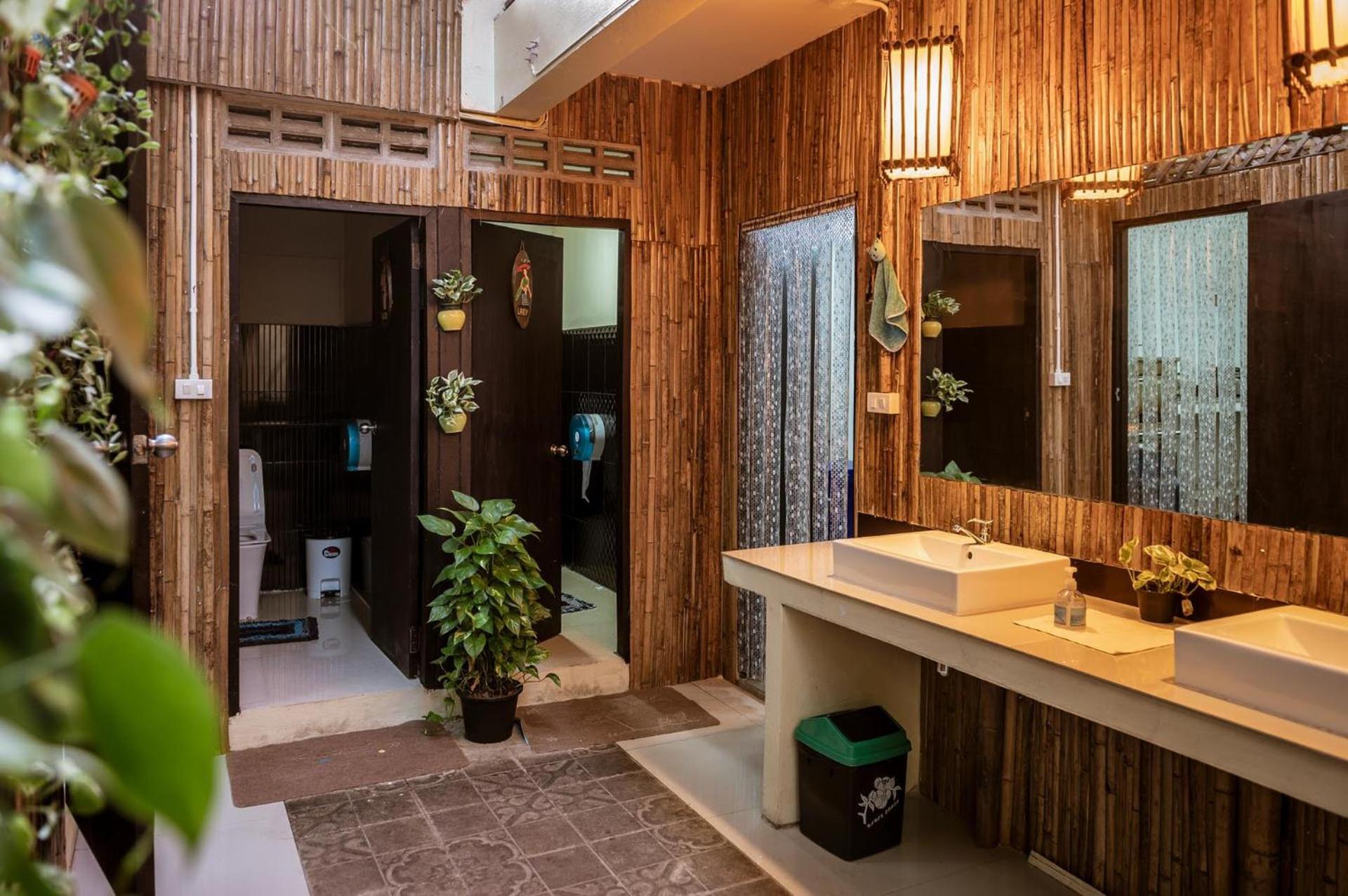 Boutique Hotel & Restaurant, Jaidee Bamboo Huts