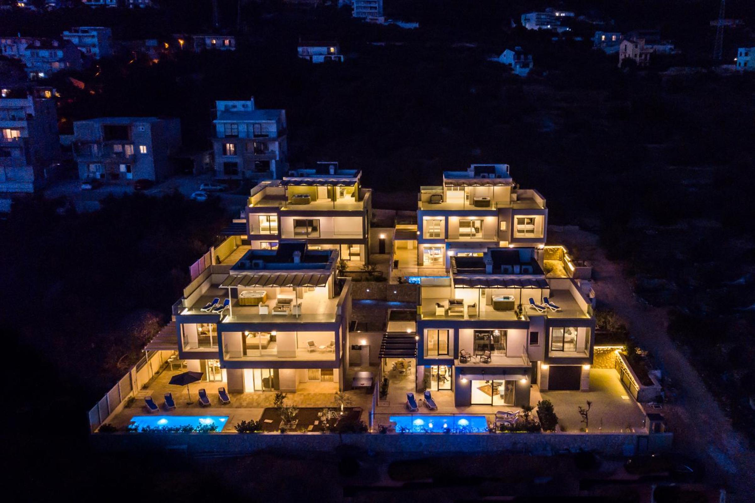 Hotel Villa Ulika Makarska - Image 1