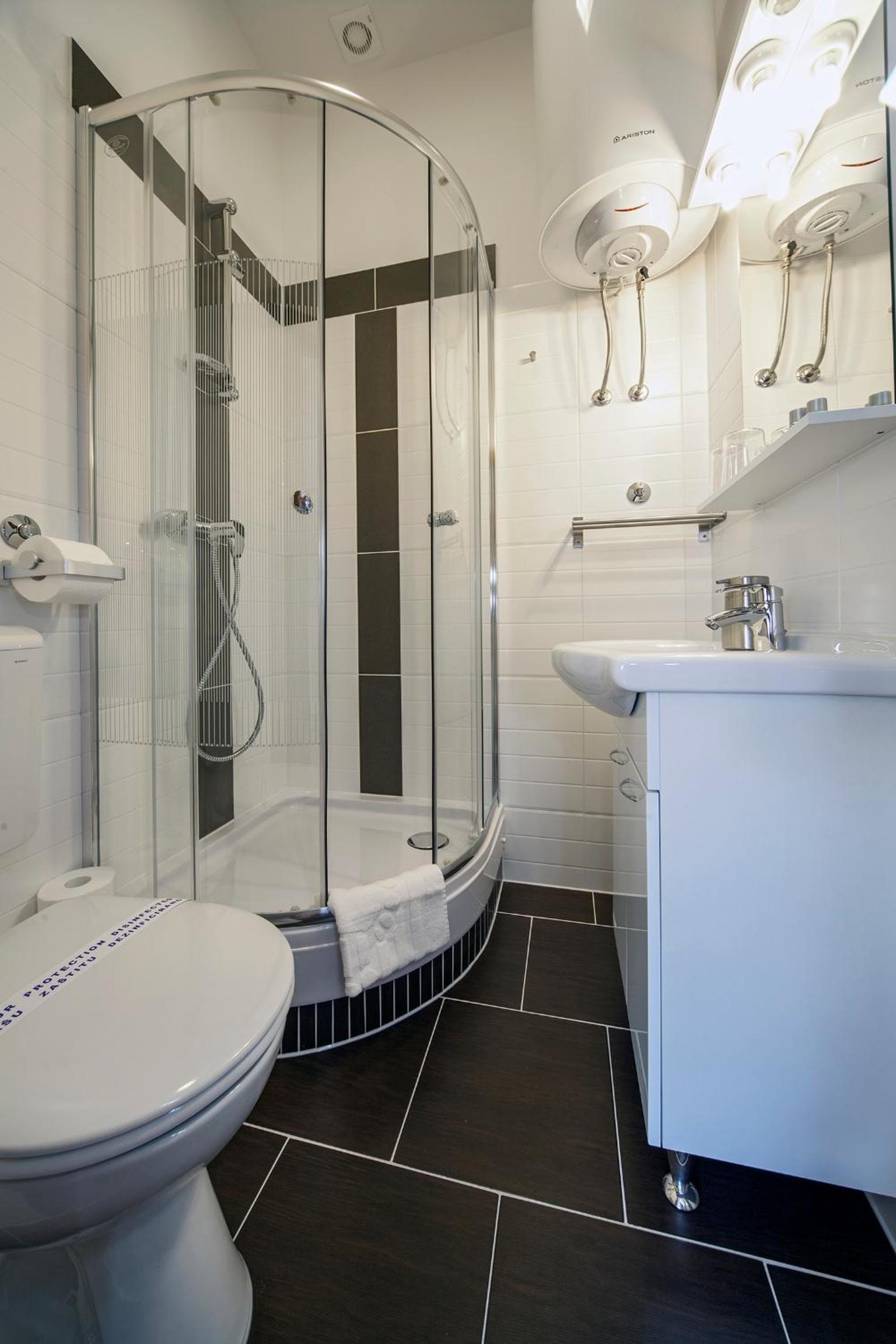 Marmontova Luxury Rooms — photo 25