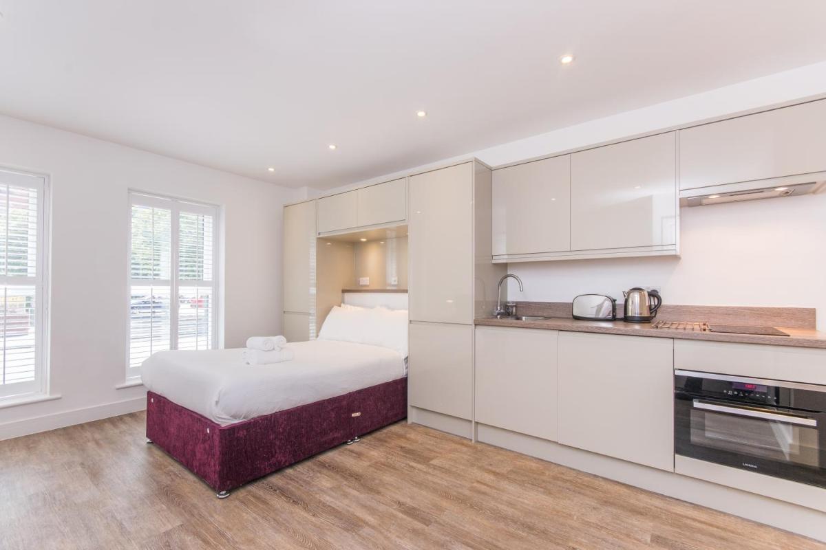 Town or Country - Canute Studio