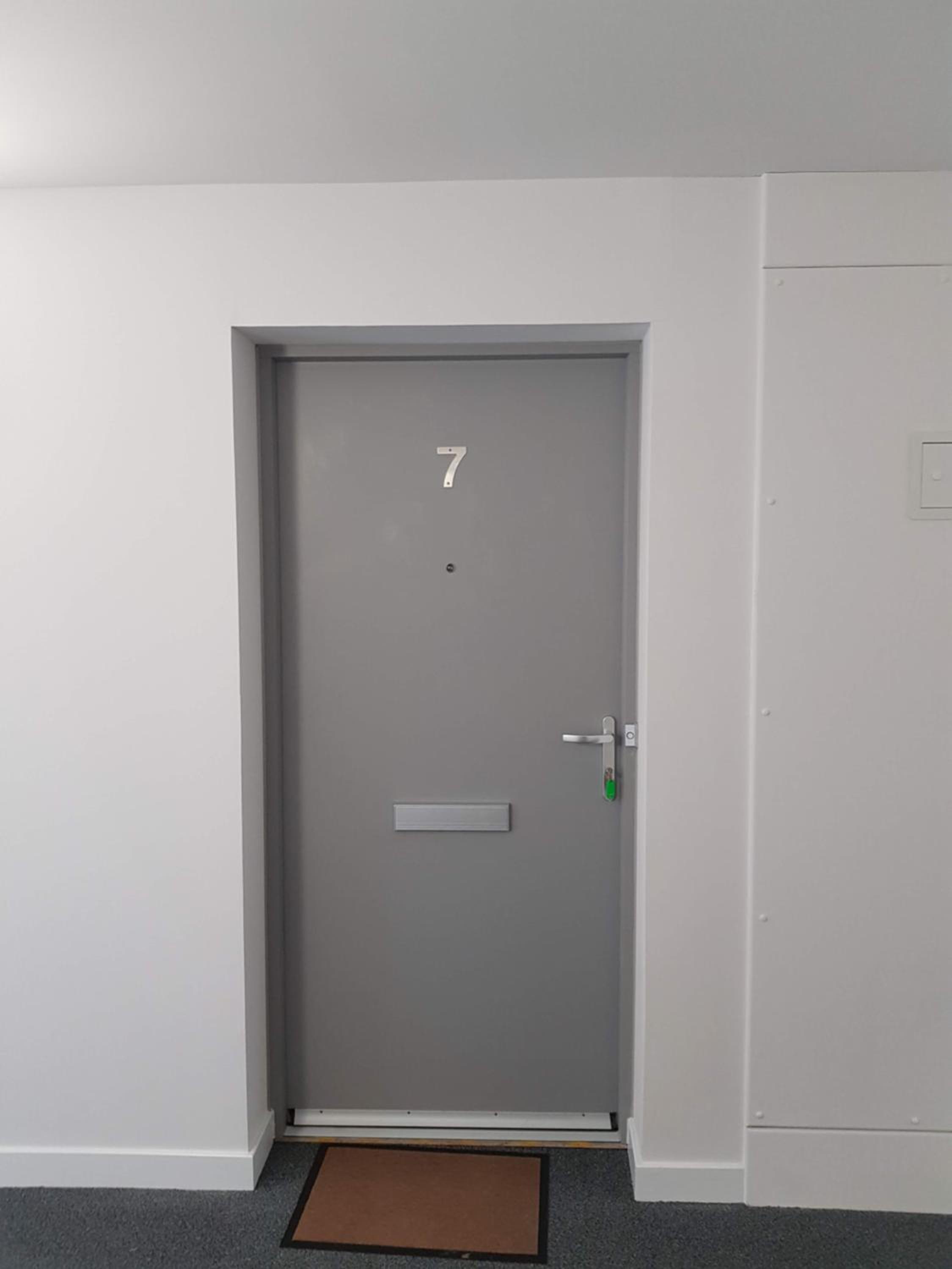 Photo 11